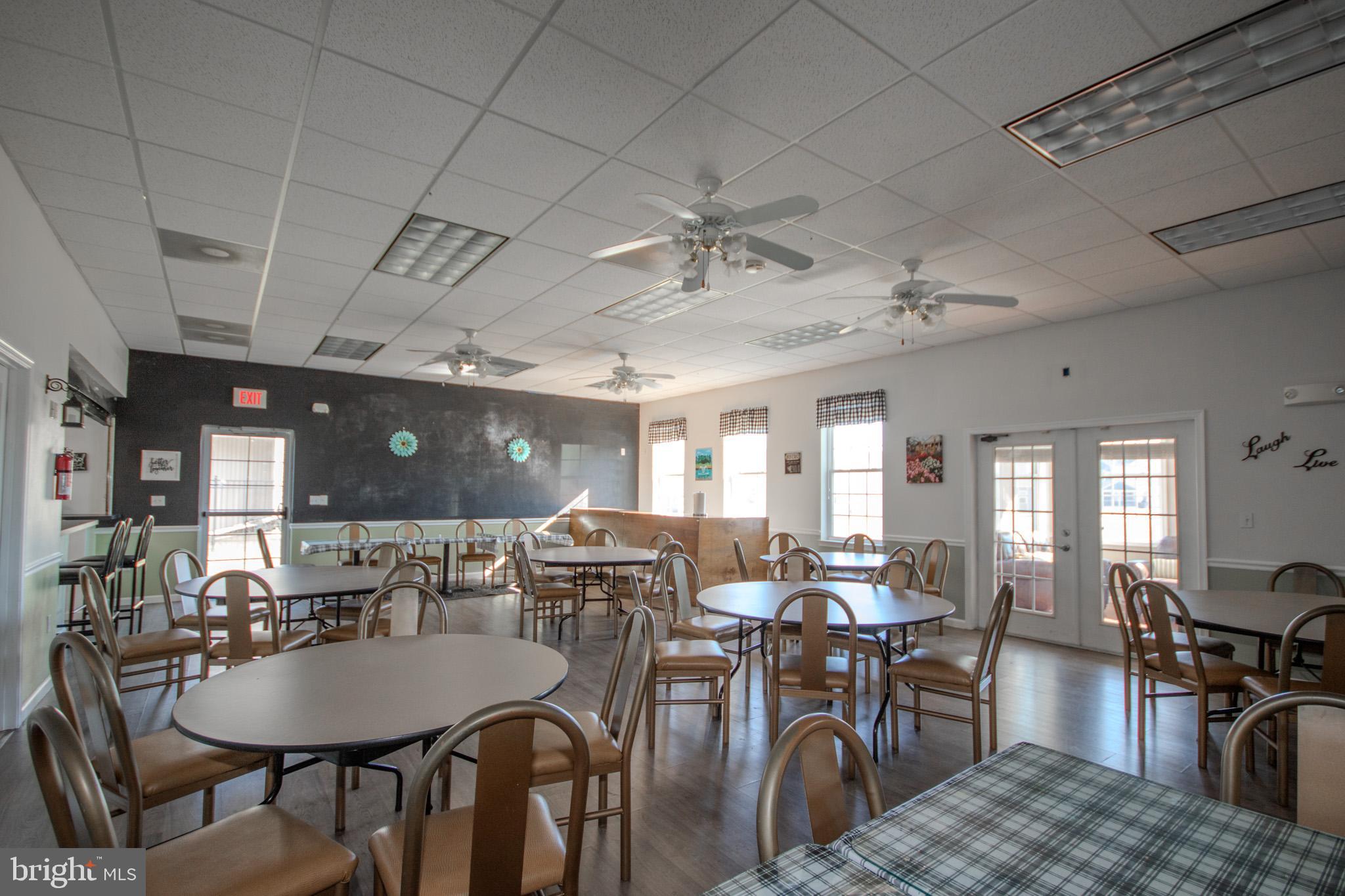 WOOD CREEK GOLF COMM - Residential