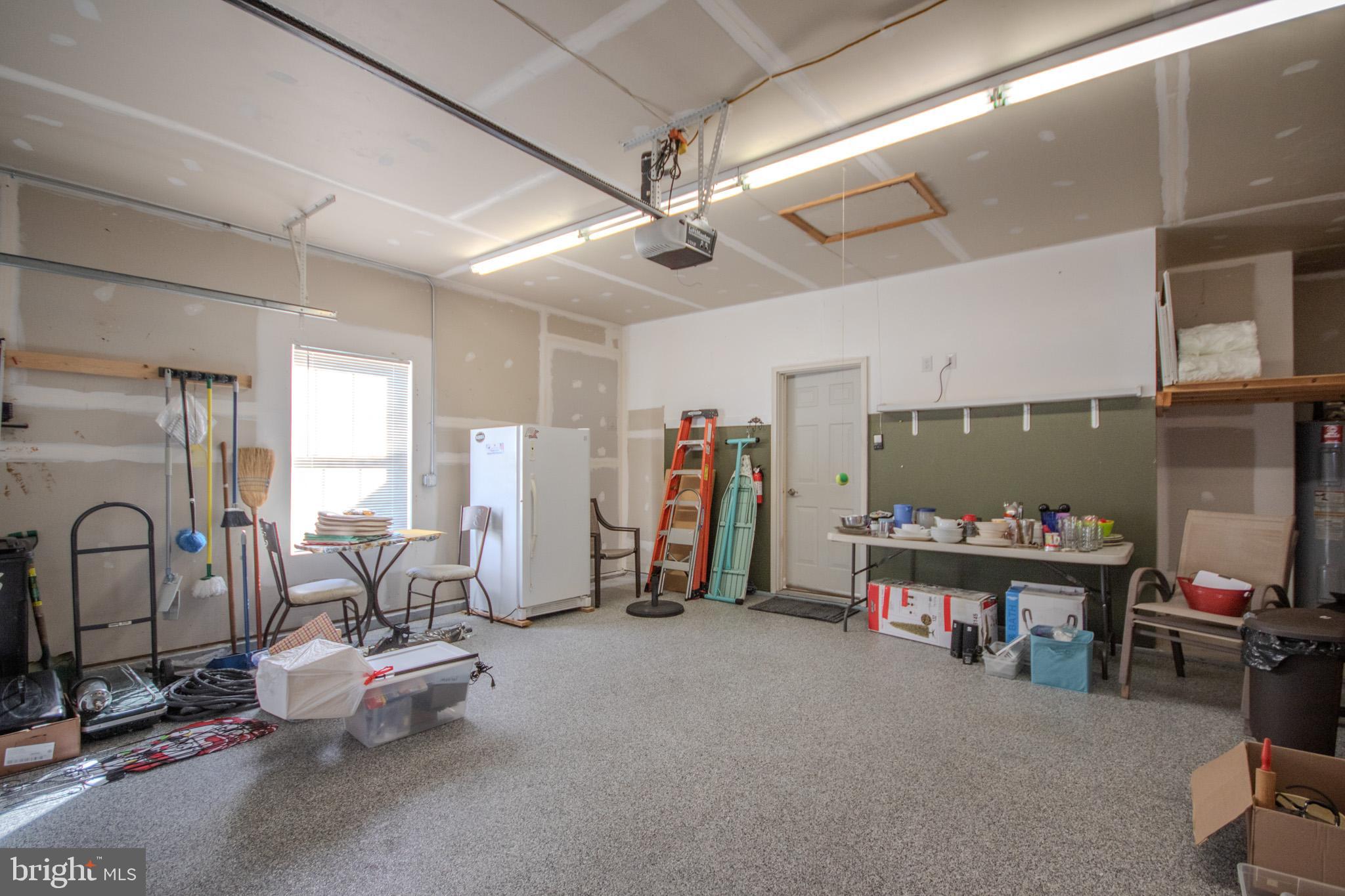 WOOD CREEK GOLF COMM - Residential