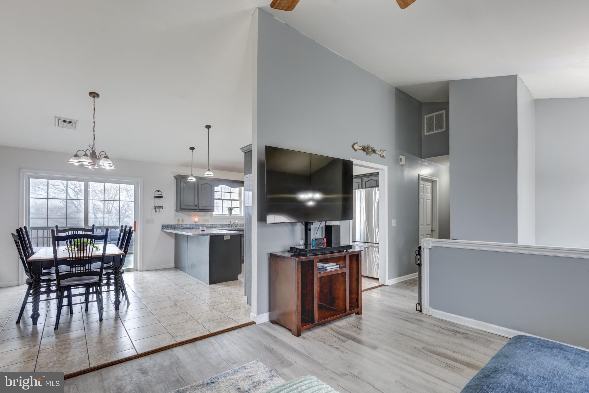 15379 SUMMIT FARM DRIVE