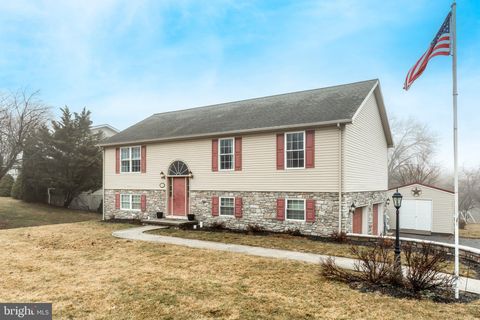 15379 SUMMIT FARM DRIVE BLUE RIDGE SUMMIT PA 17214