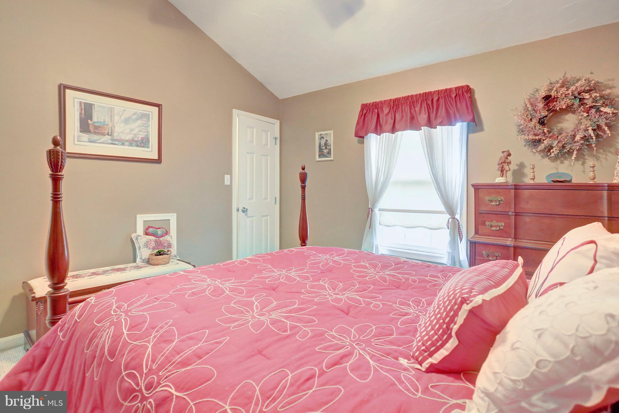 MCSHERRYSTOWN - Residential