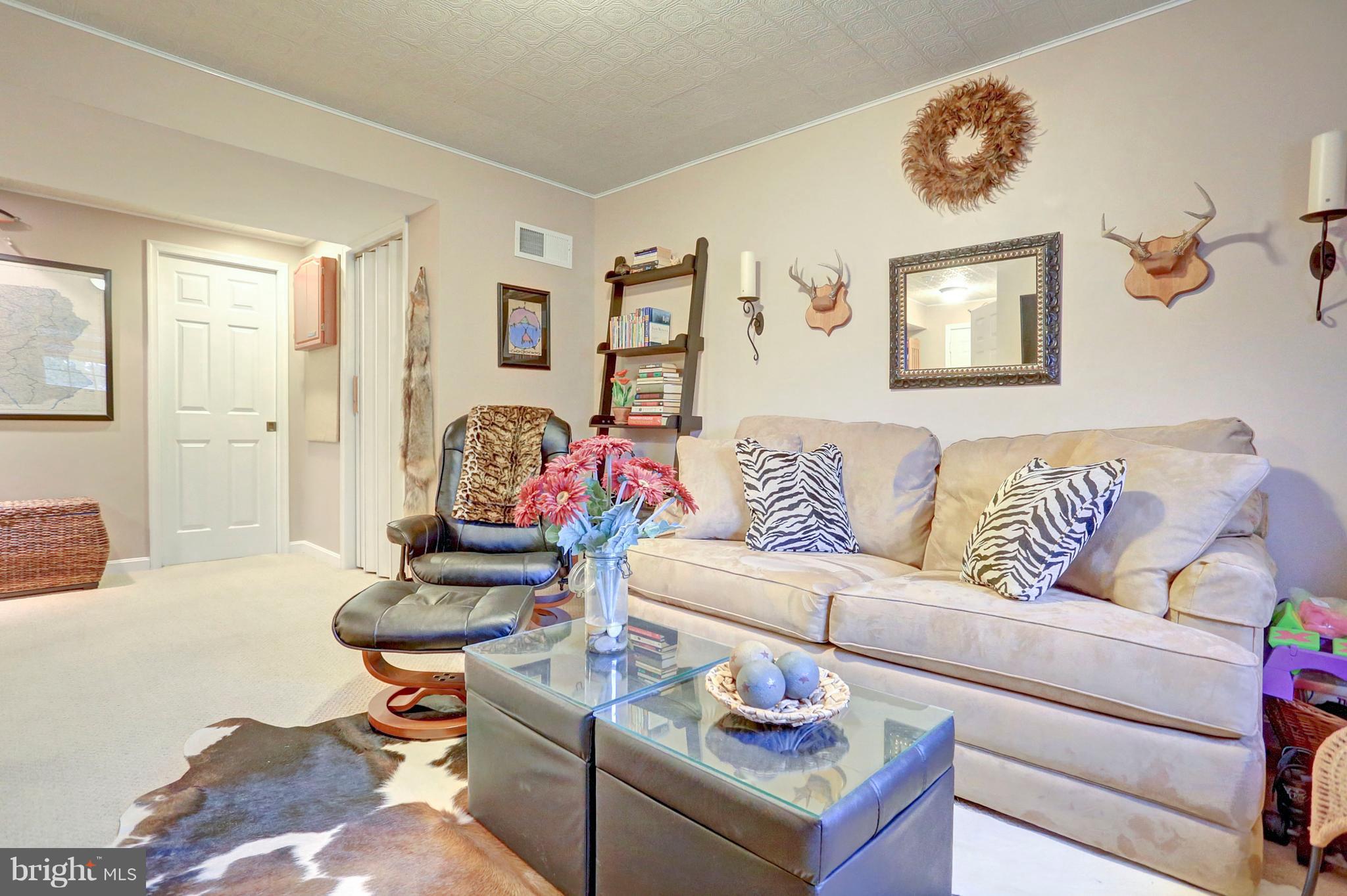 MCSHERRYSTOWN - Residential