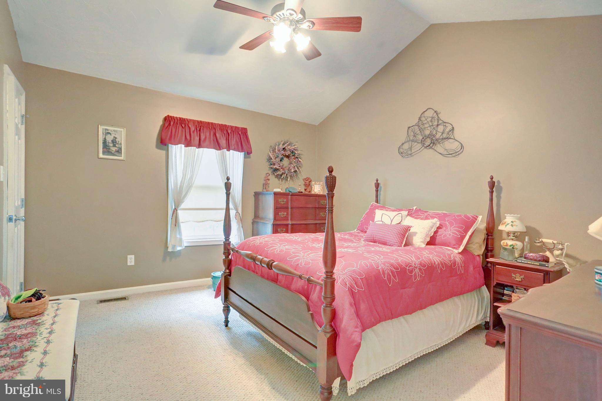 MCSHERRYSTOWN - Residential