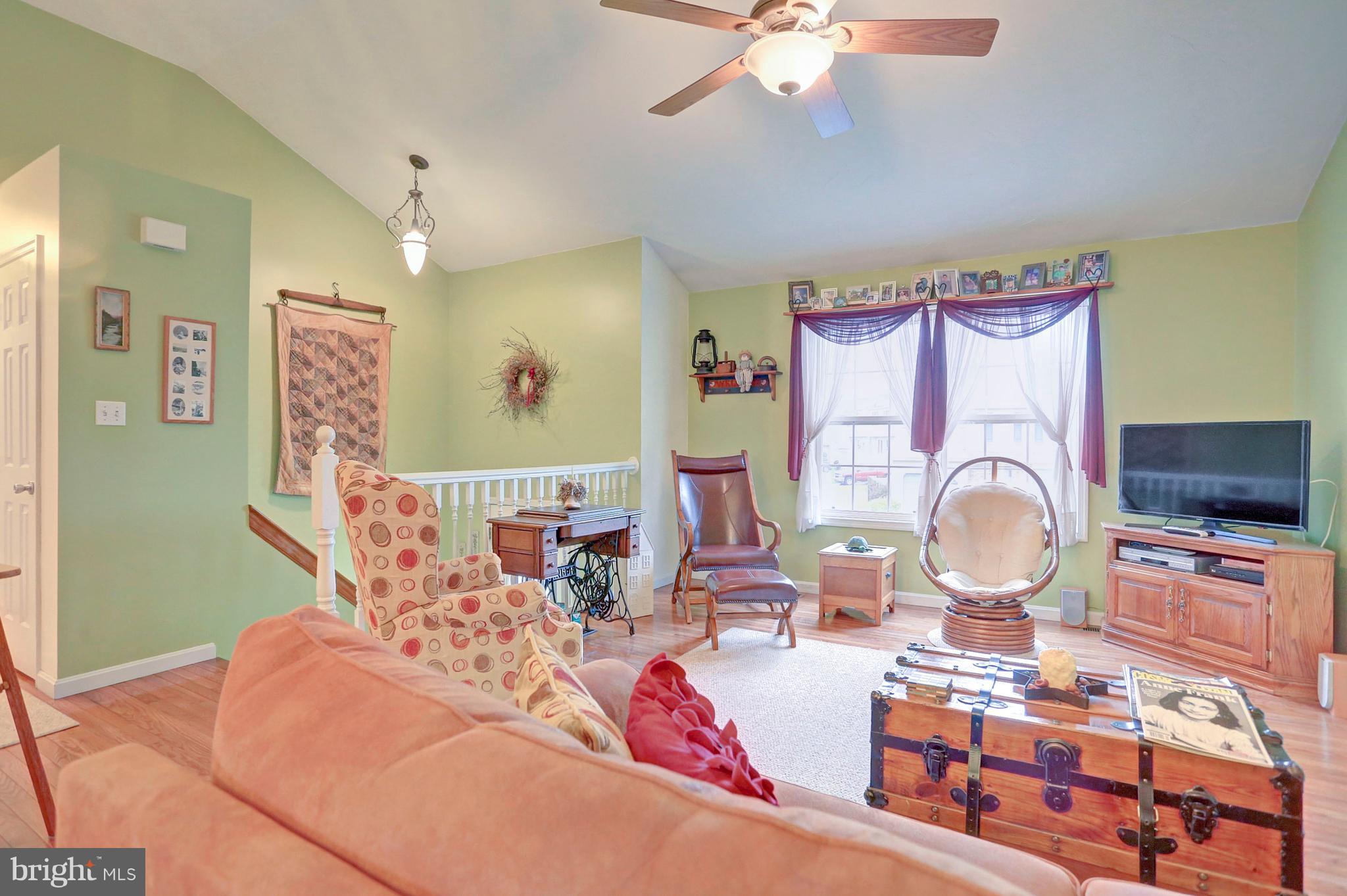 MCSHERRYSTOWN - Residential
