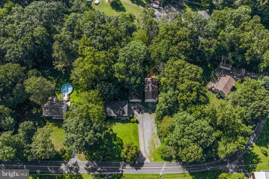 Photo of 901 Narvon Road, NARVON, PA 17555 (MLS # PALA2094420)
