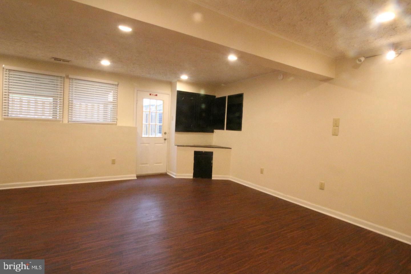 AMBERFIELD - Residential Lease