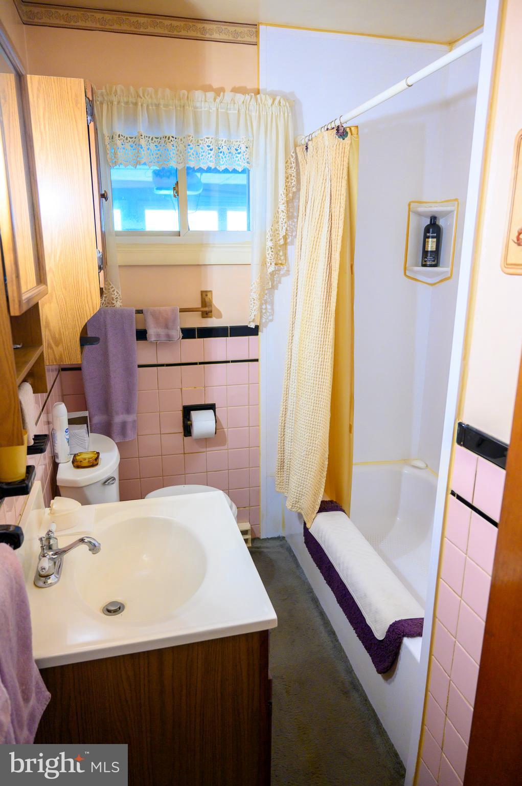 NORTH HILLS - Residential