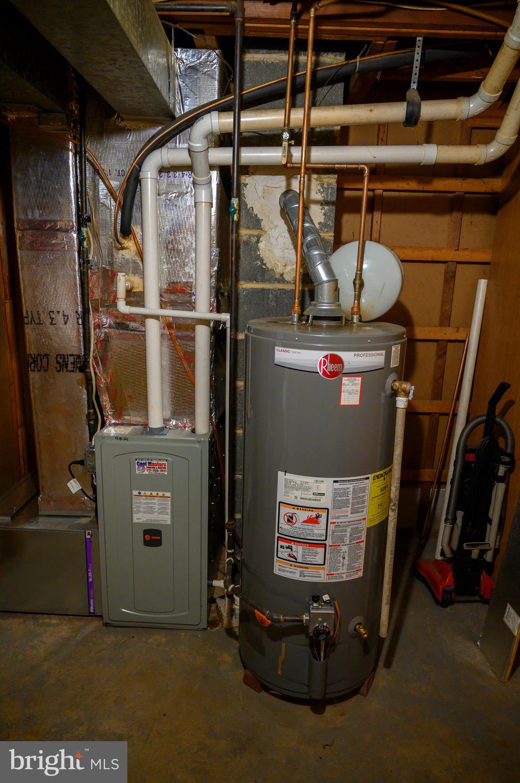 NORTH HILLS - Residential