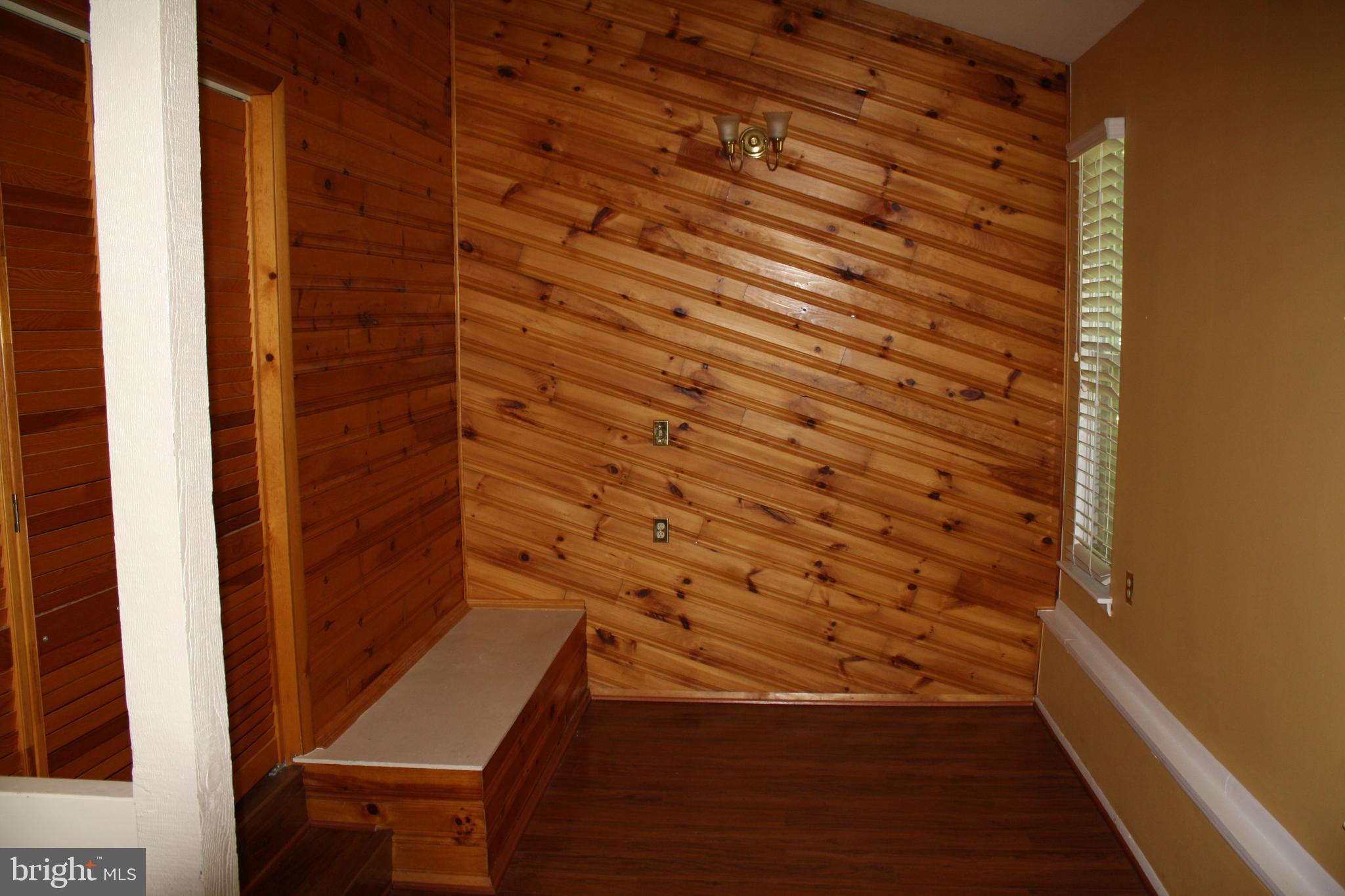 POINTER RIDGE - Residential