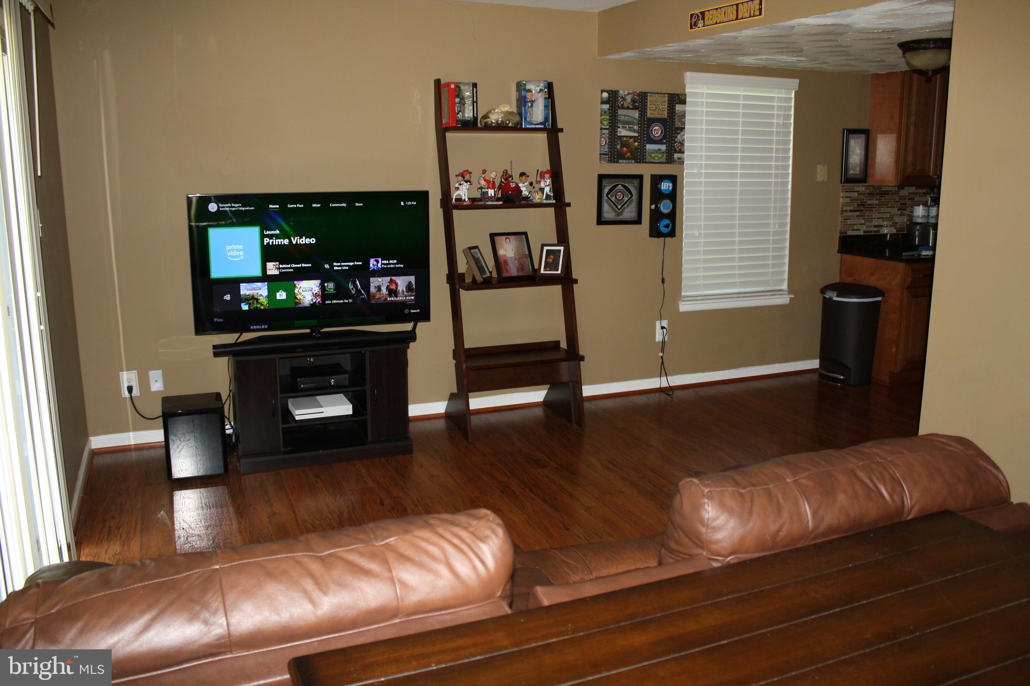 POINTER RIDGE - Residential