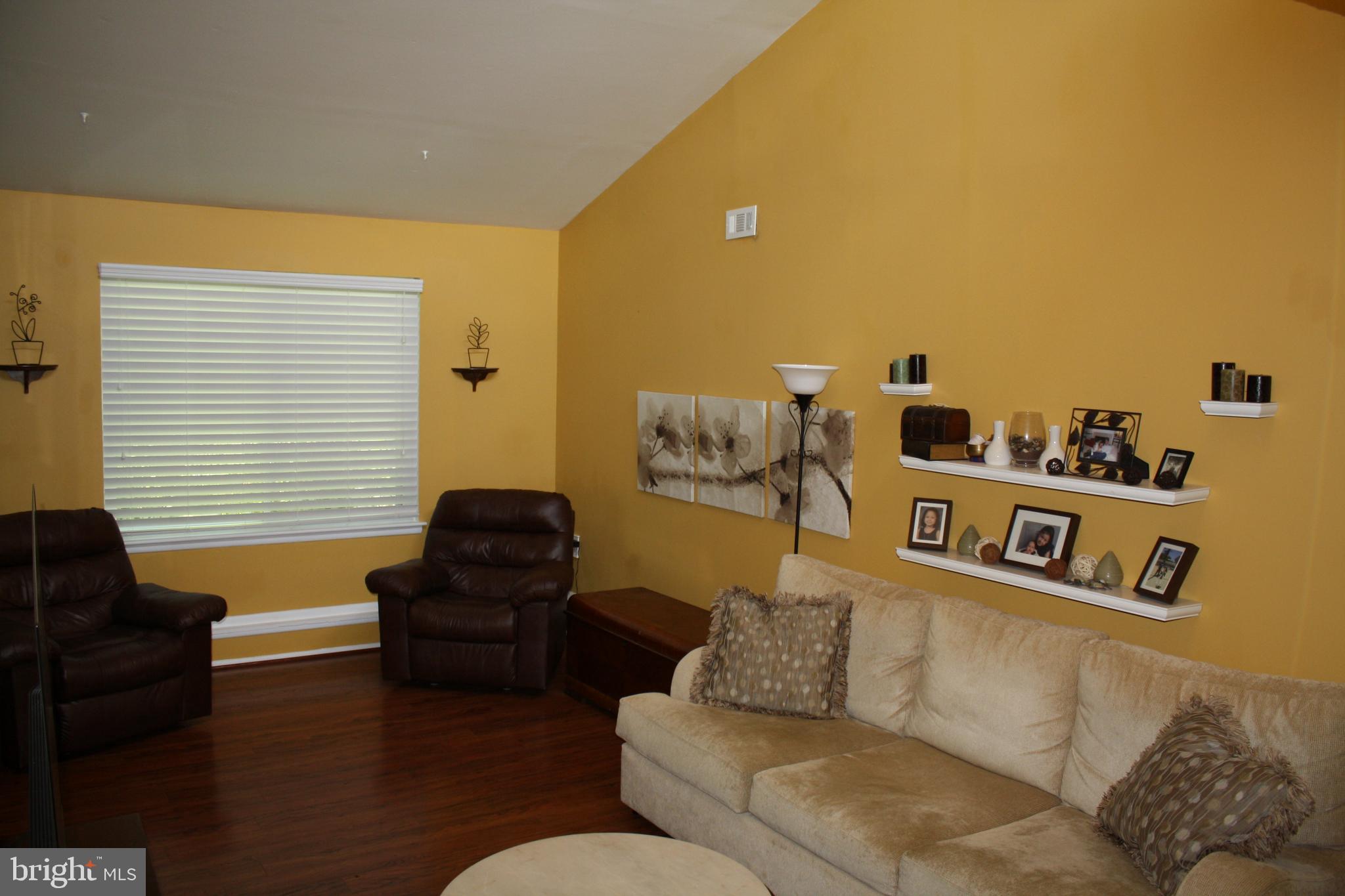 POINTER RIDGE - Residential