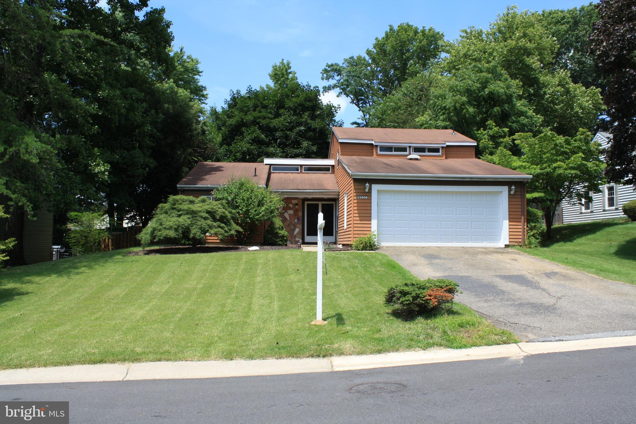 POINTER RIDGE - Residential