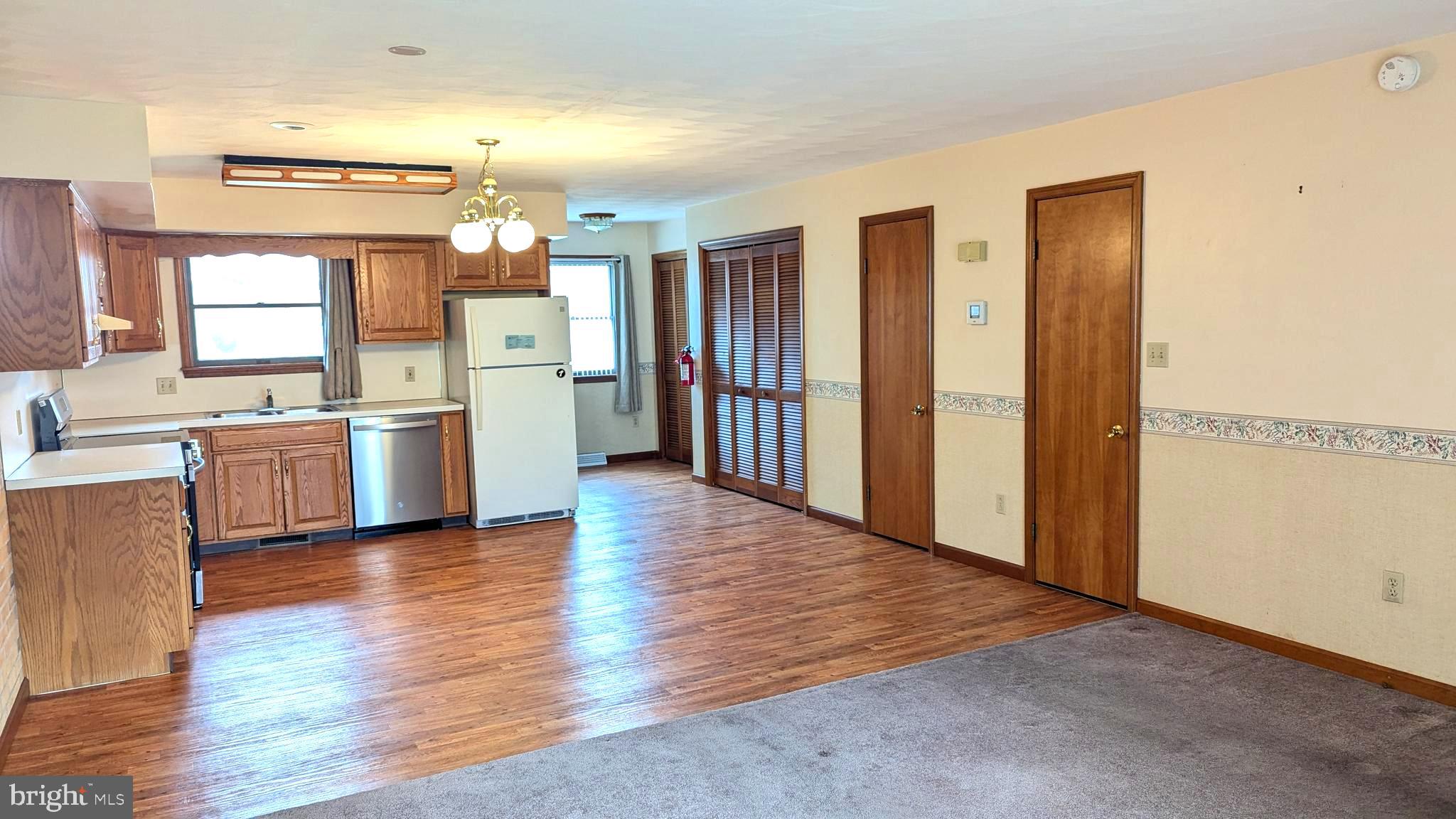 TUSSEY GREEN - Residential