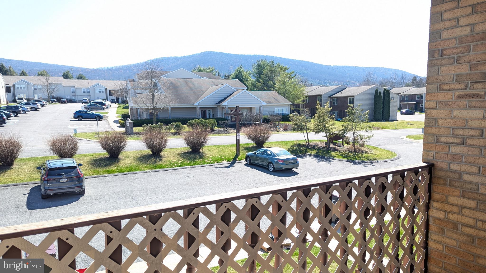 TUSSEY GREEN - Residential