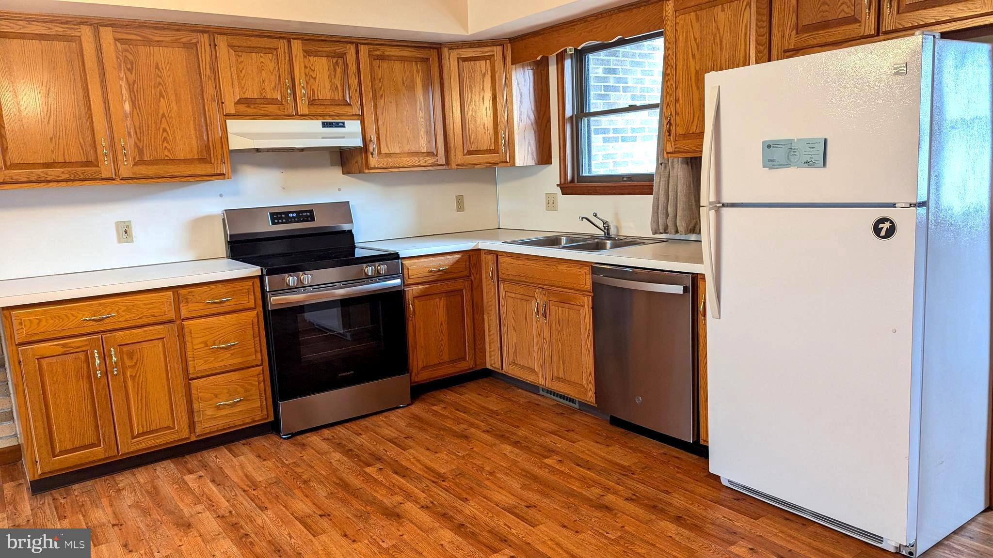 TUSSEY GREEN - Residential