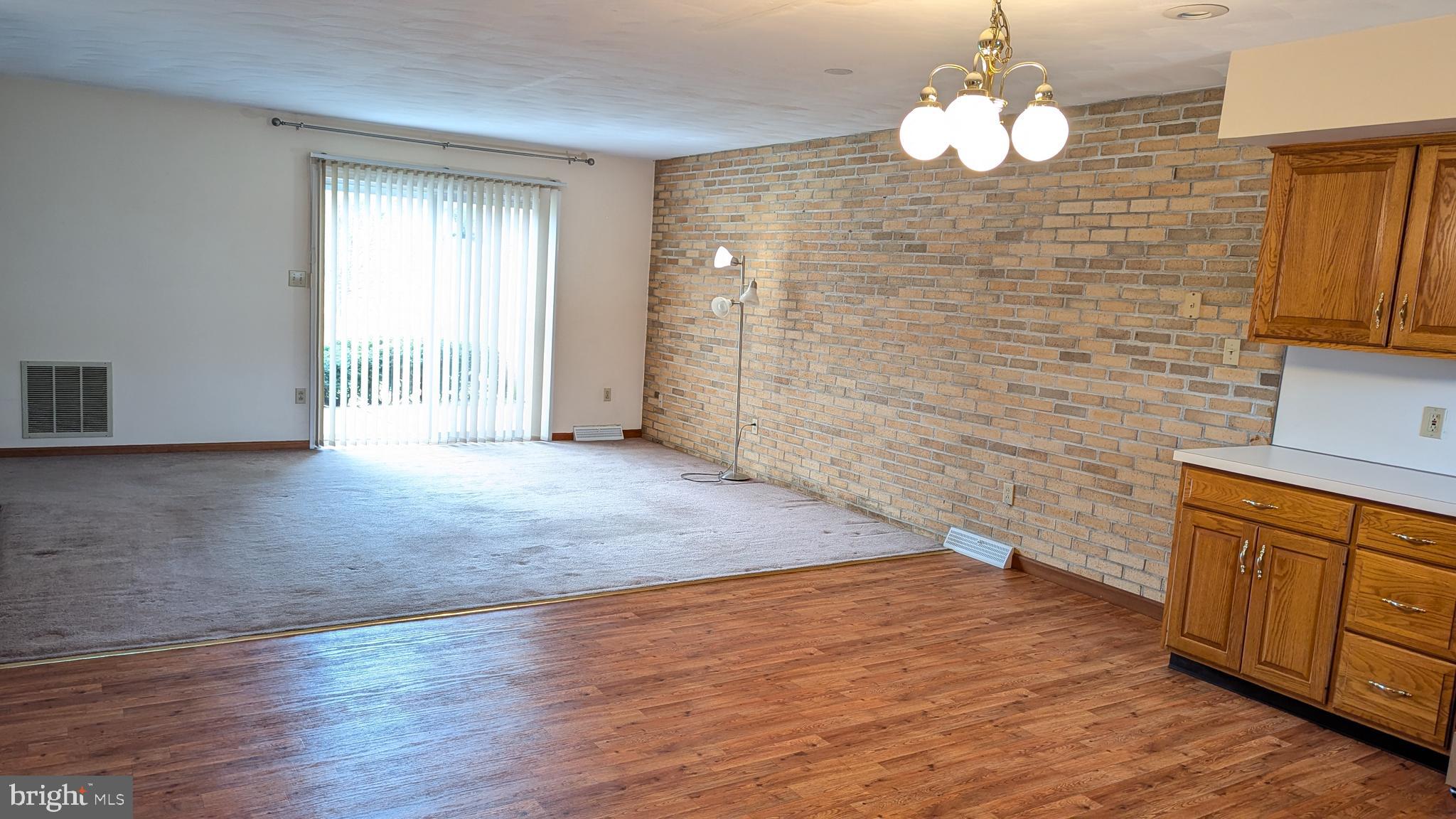 TUSSEY GREEN - Residential