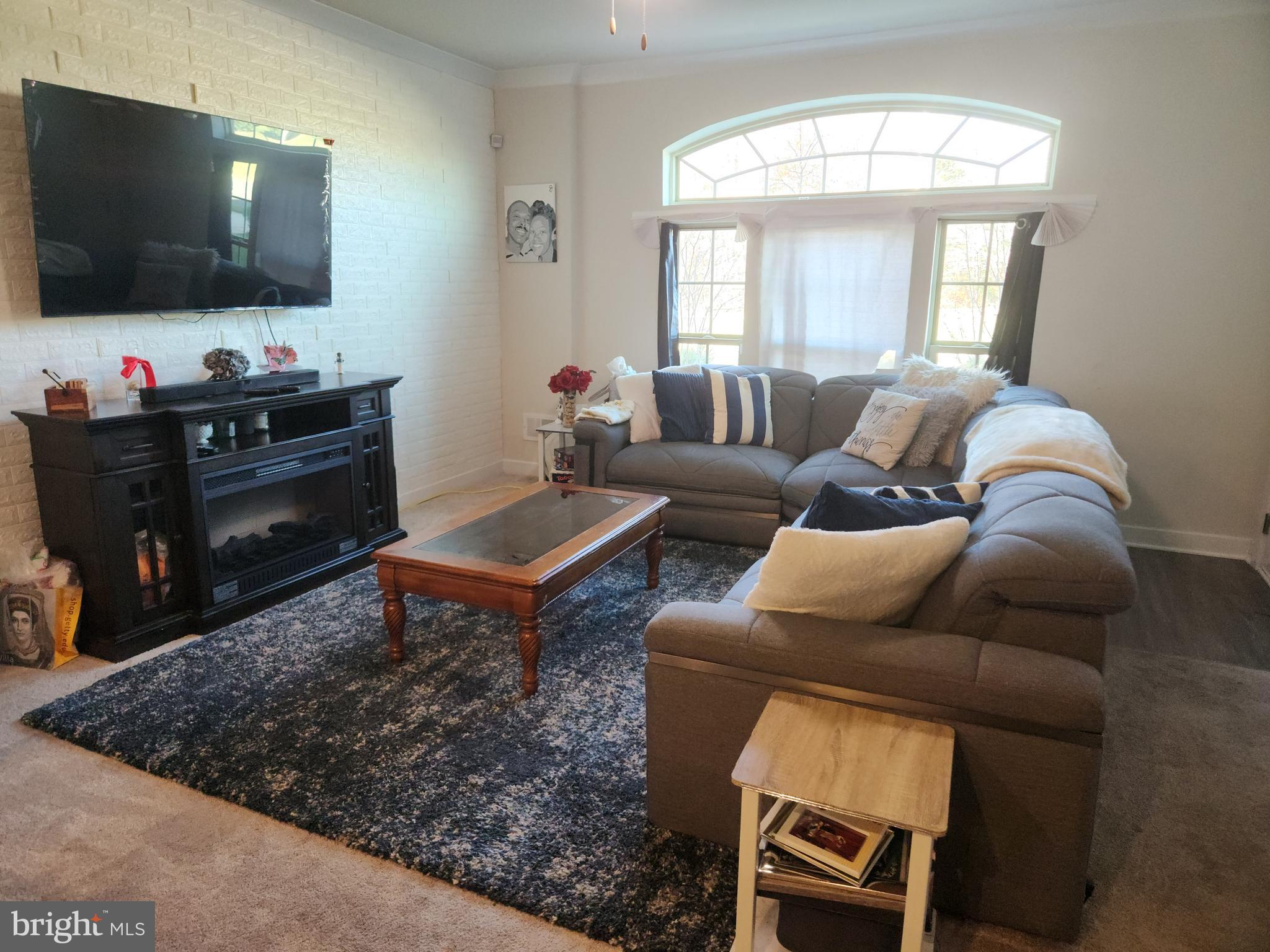 BRANDYWINE - Residential Lease