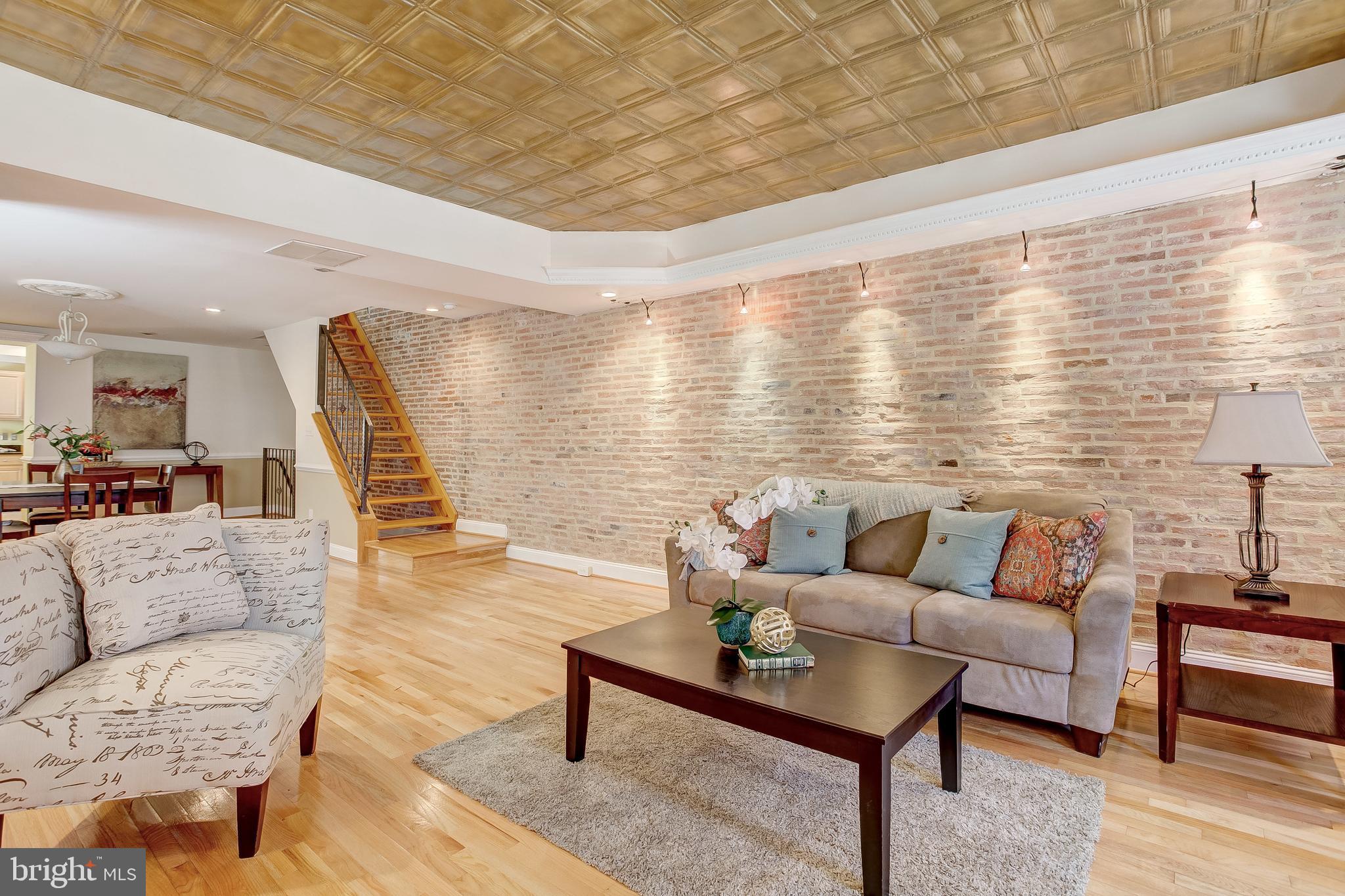 FEDERAL HILL HISTORIC DISTRICT - Residential Lease