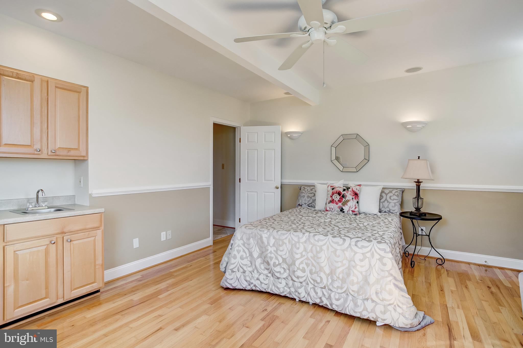 FEDERAL HILL HISTORIC DISTRICT - Residential Lease