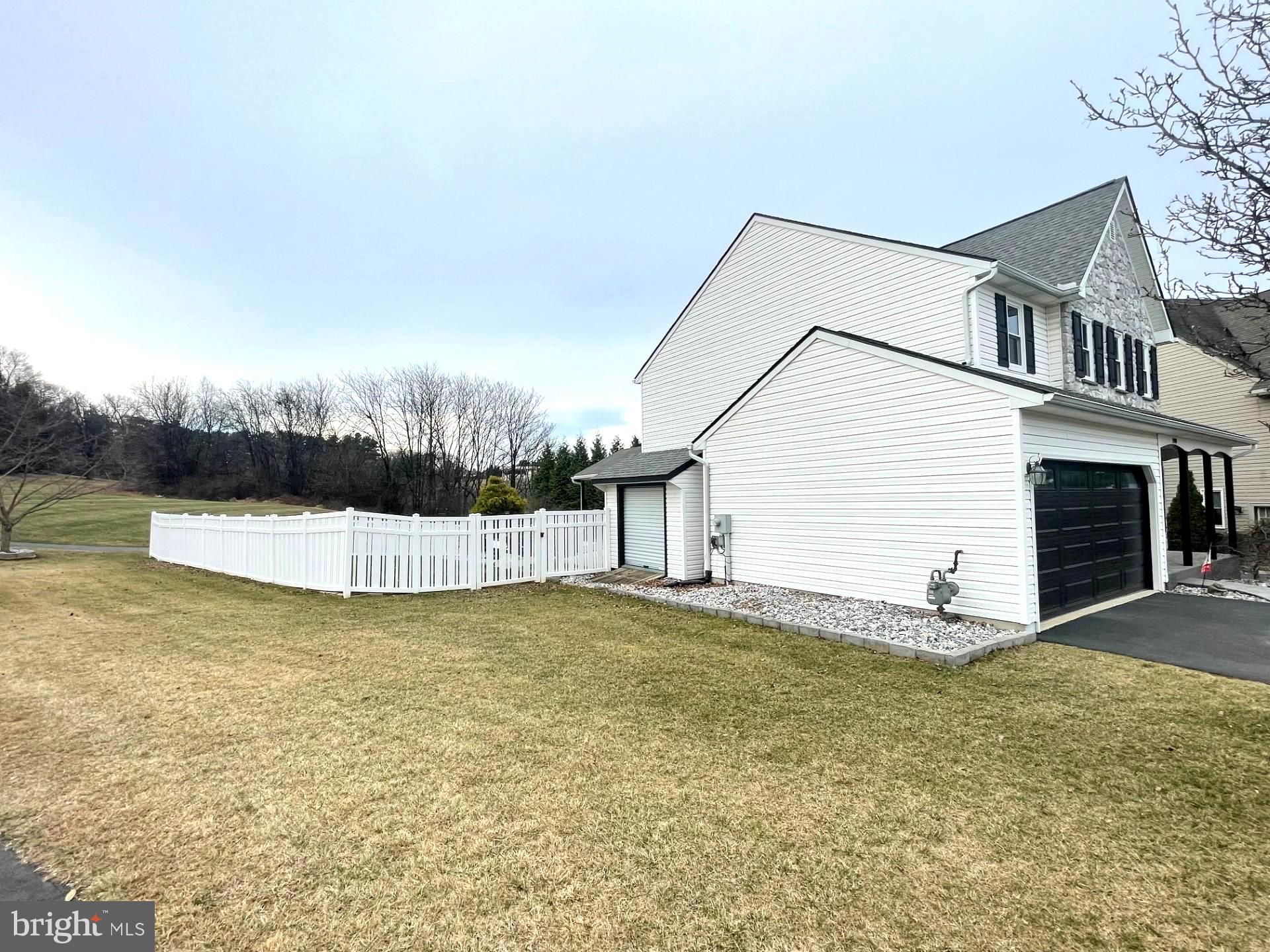 CHATHAM CREEK - Residential