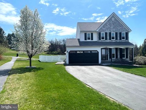 Homes For Sale - 190 Biglar Court<br/> WINDSOR, PA 17366