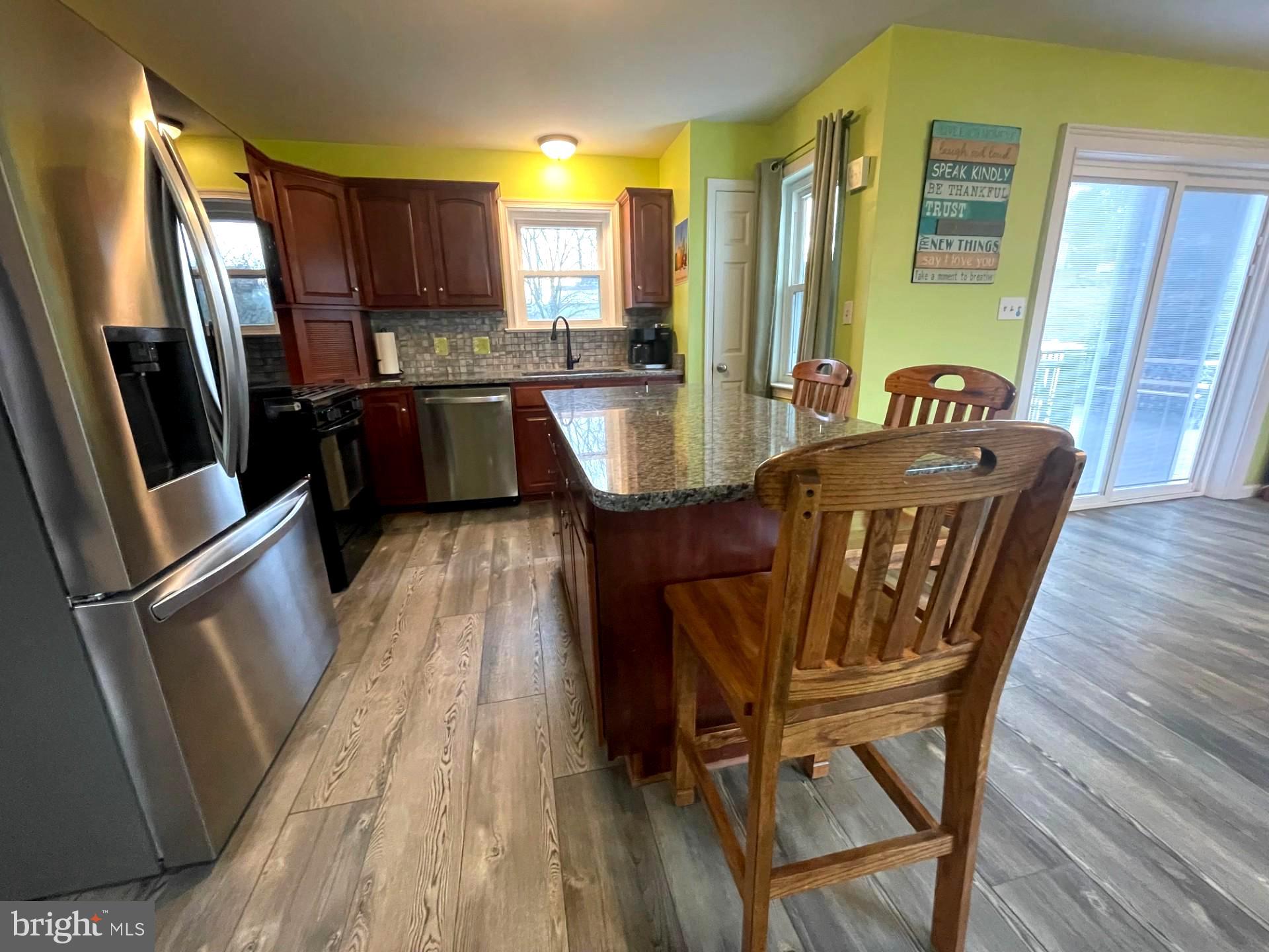 CHATHAM CREEK - Residential