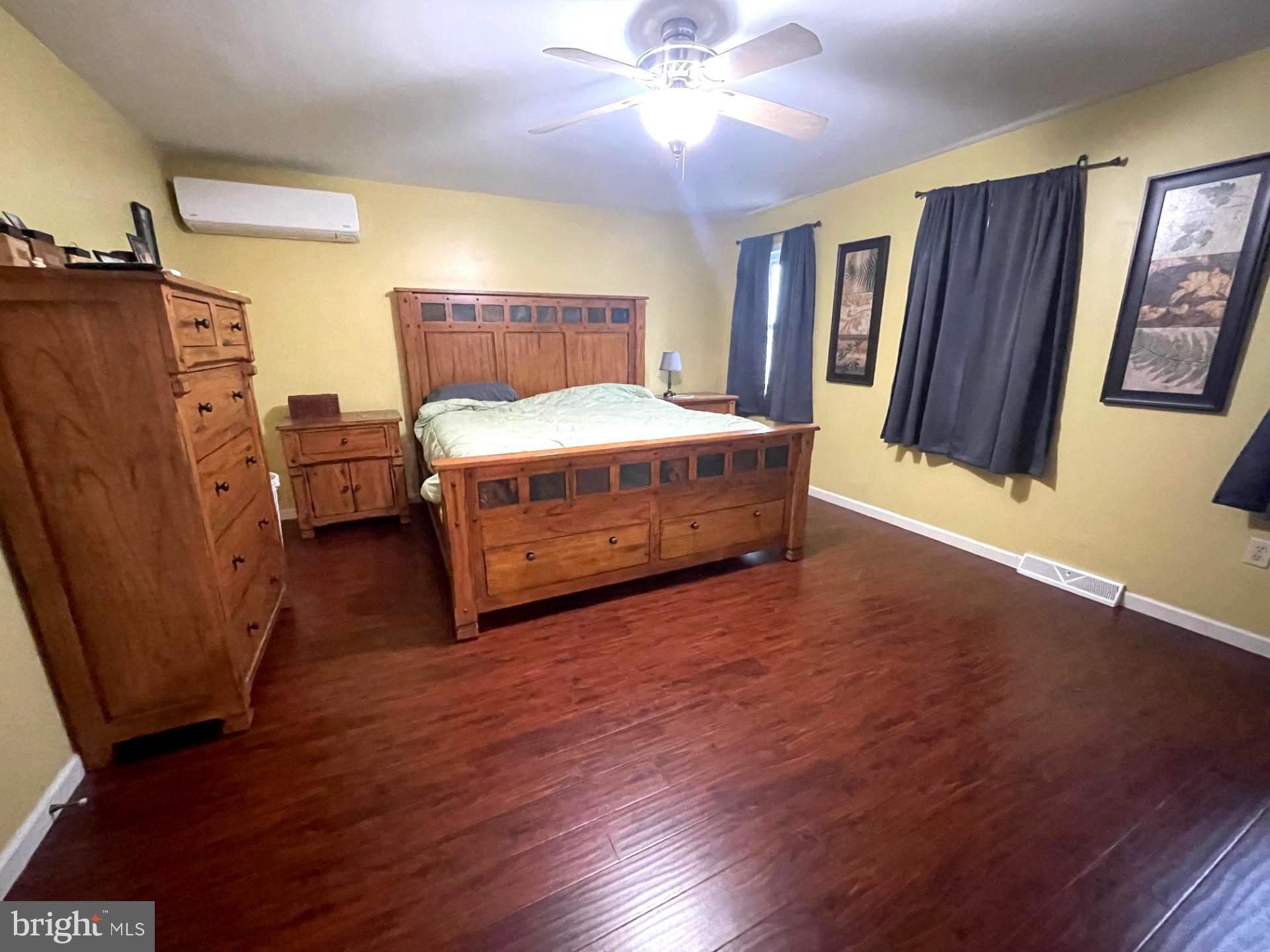 CHATHAM CREEK - Residential