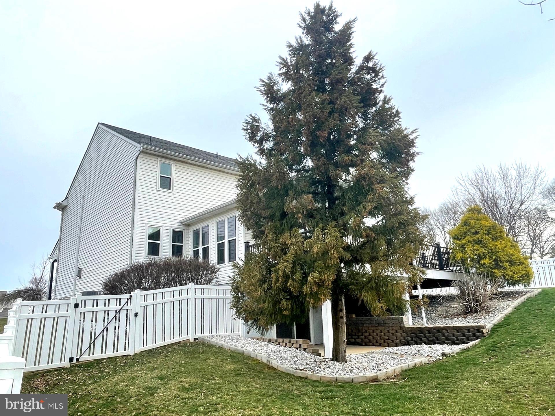 CHATHAM CREEK - Residential