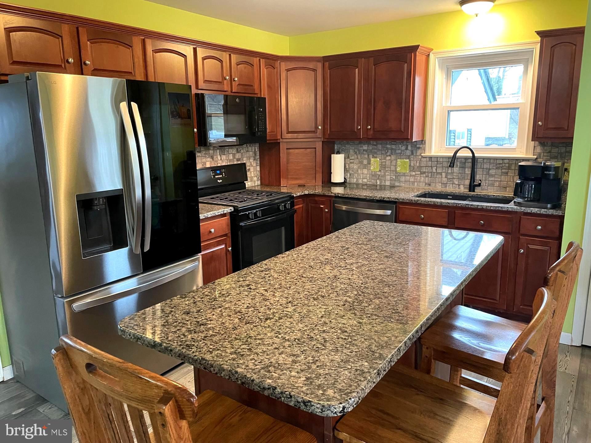 CHATHAM CREEK - Residential