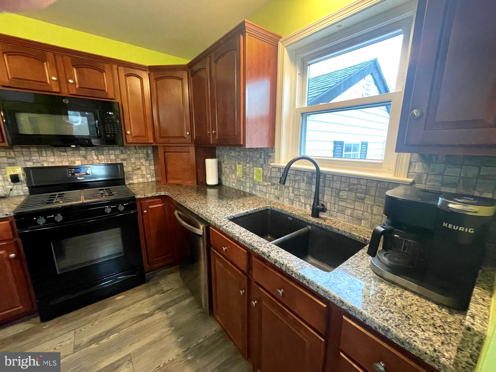 CHATHAM CREEK - Residential