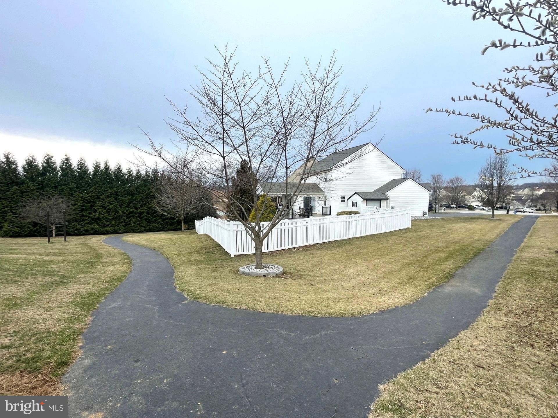 CHATHAM CREEK - Residential