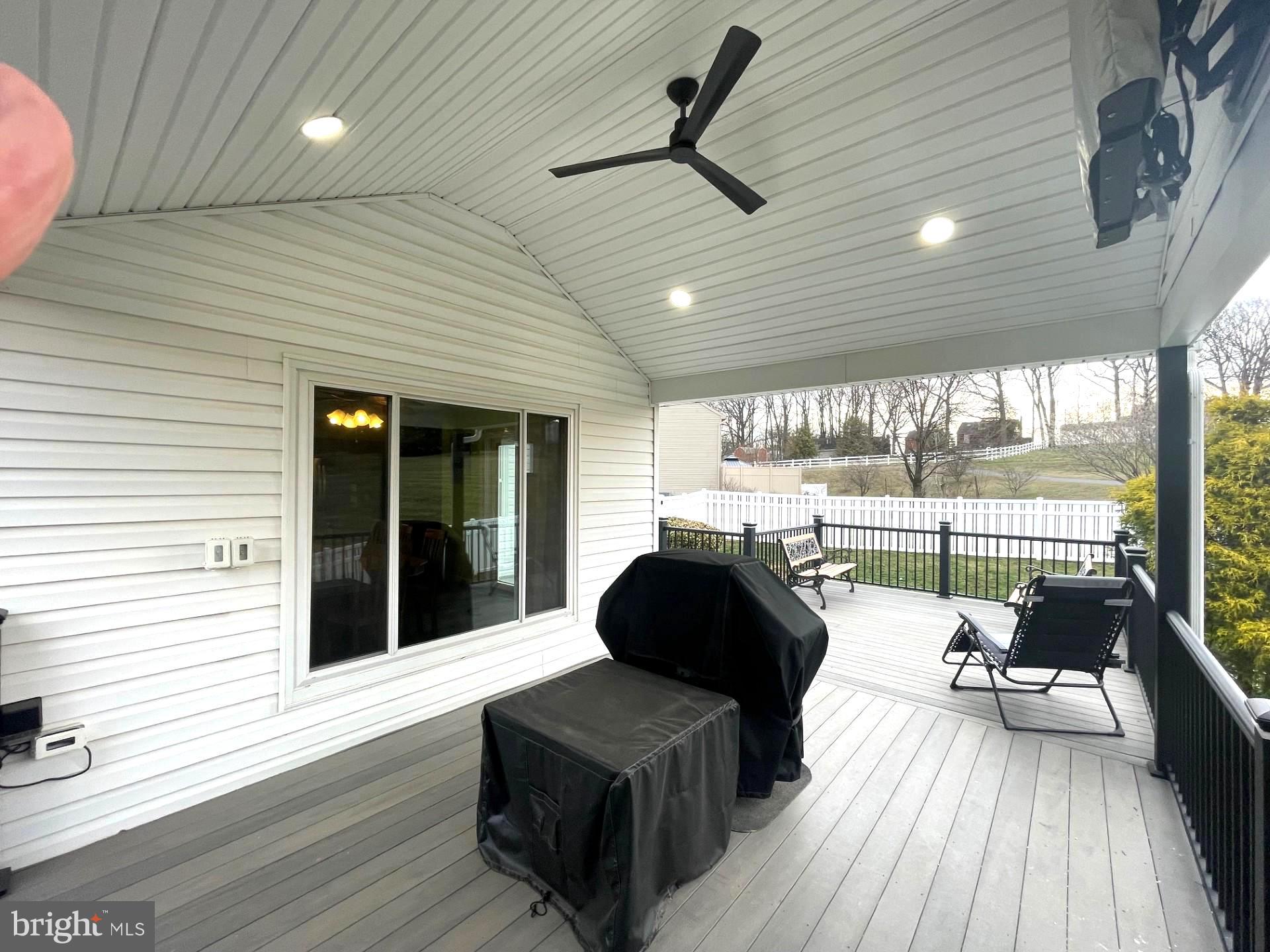 CHATHAM CREEK - Residential