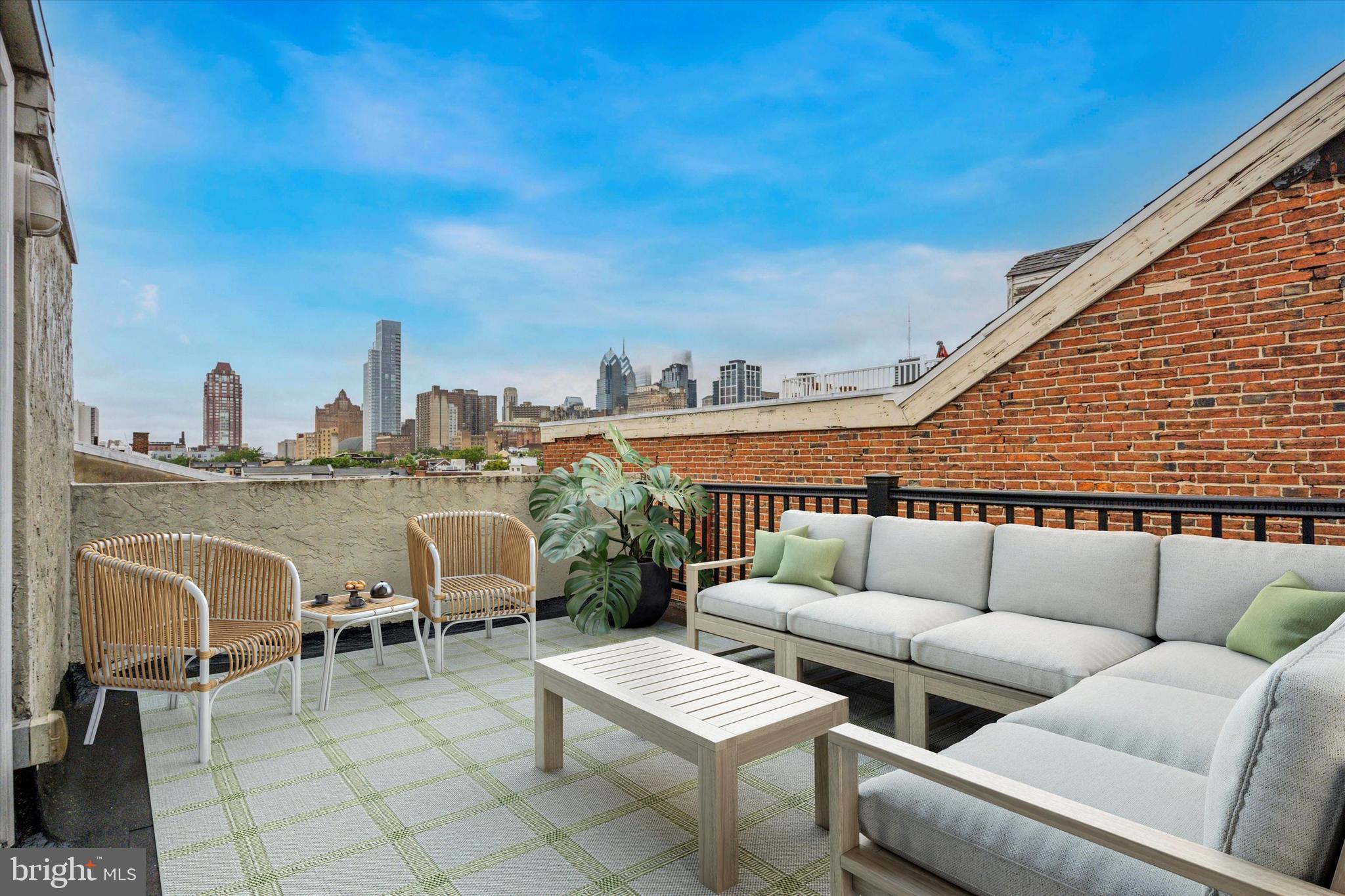 903 LOMBARD STREET