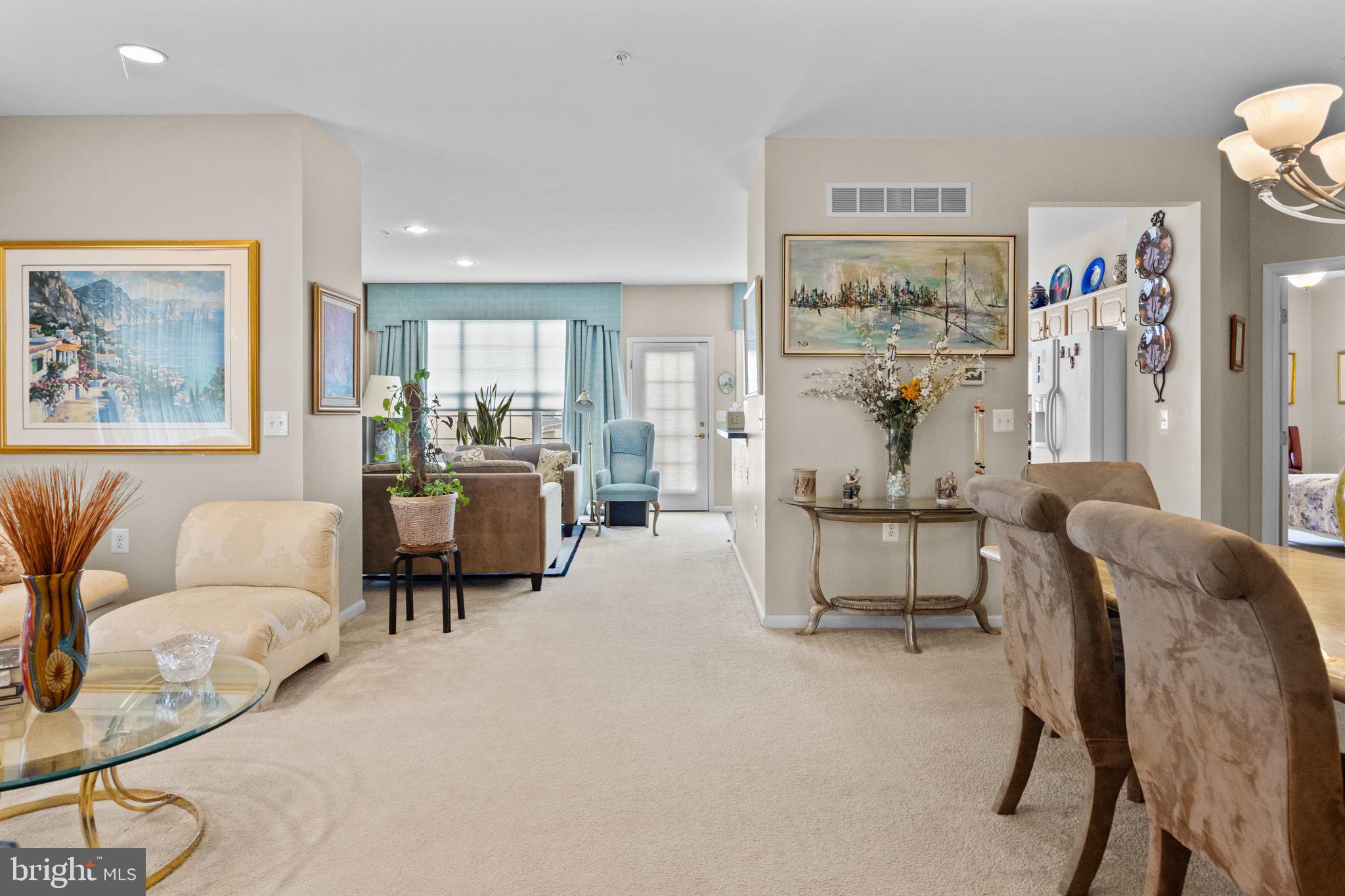 HERITAGE CR ESTS - Residential