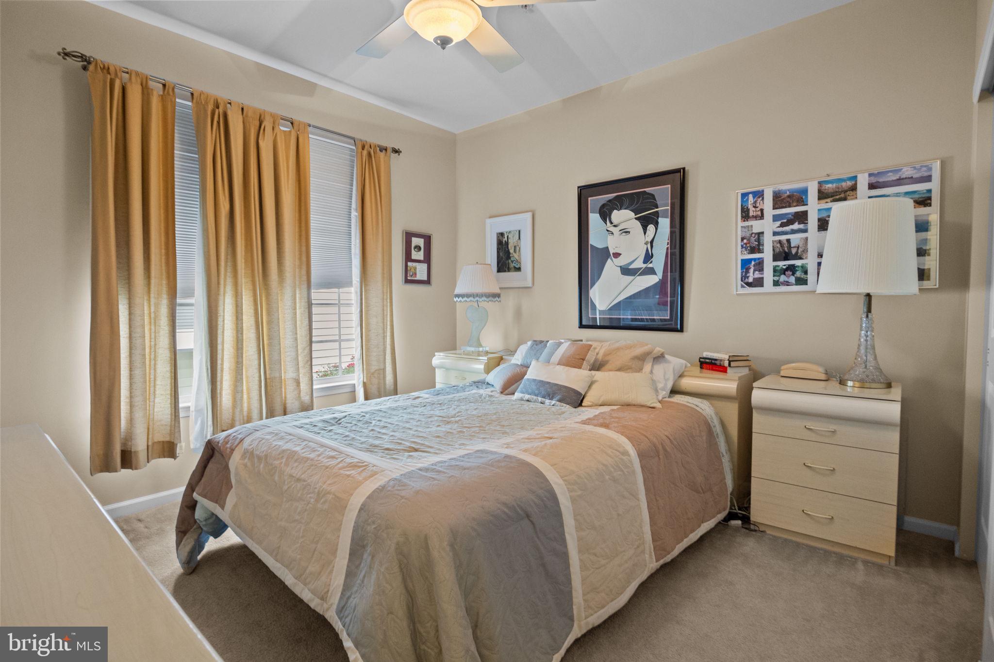 HERITAGE CR ESTS - Residential