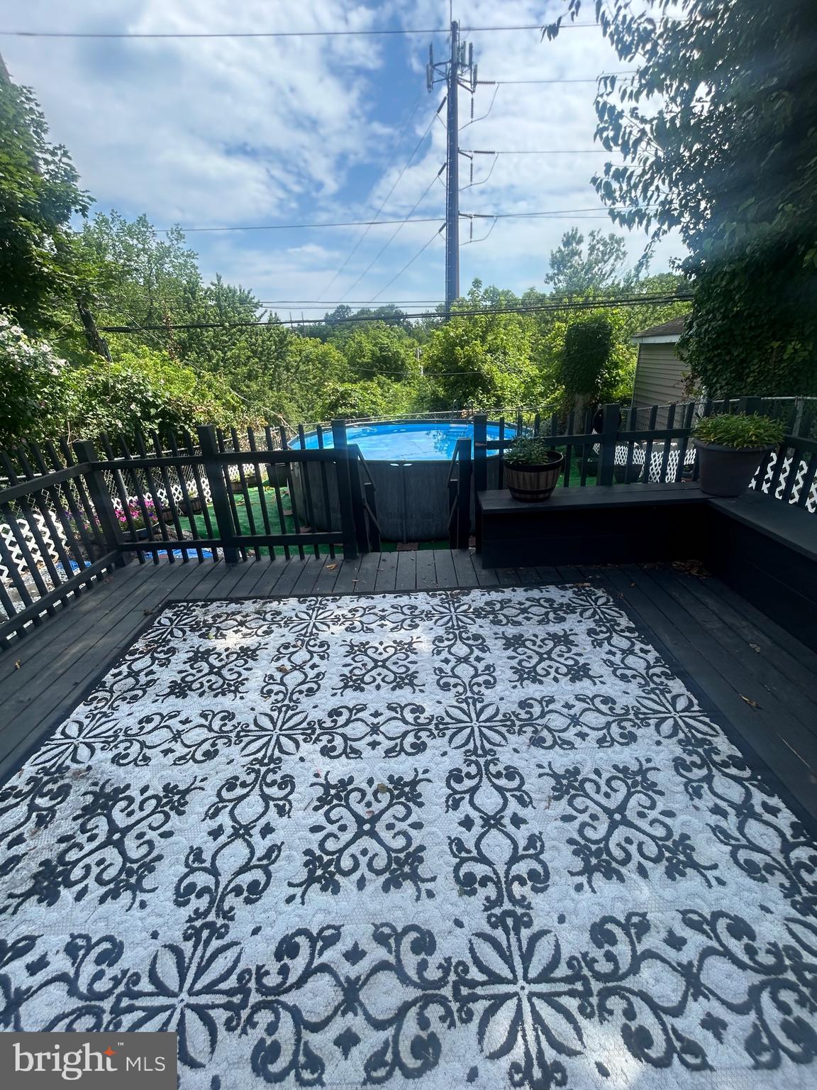 218 CRUM CREEK DRIVE