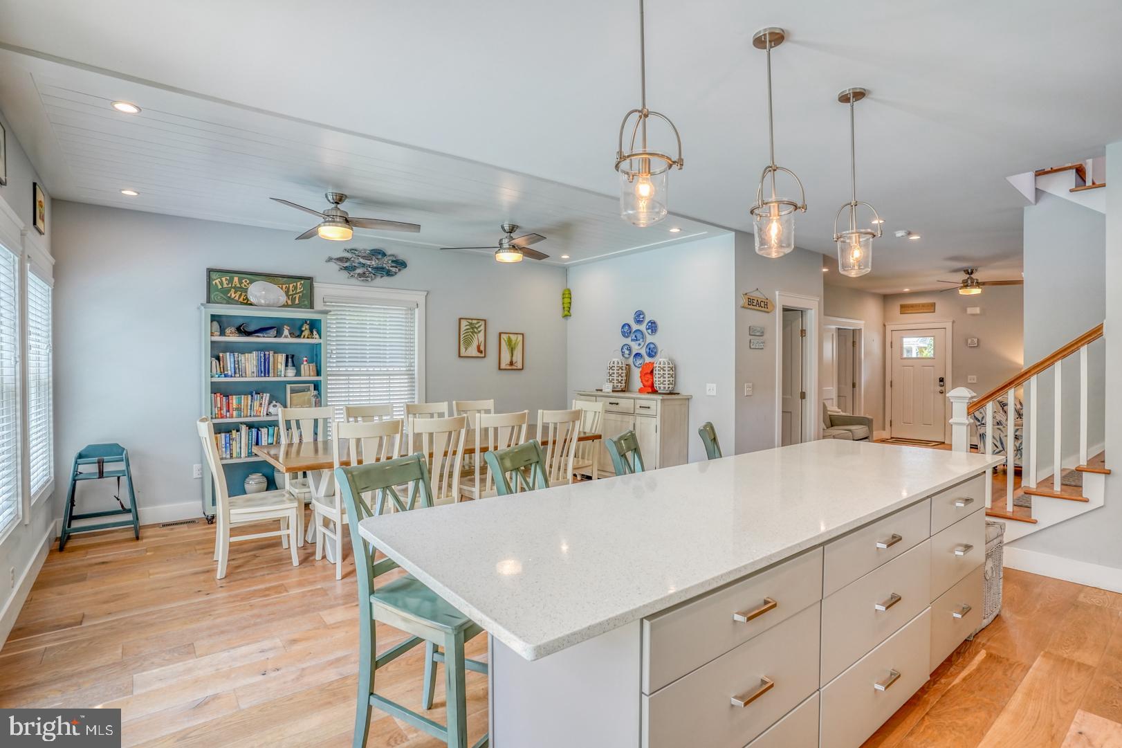 COUNTRY CLUB ESTATES - Residential