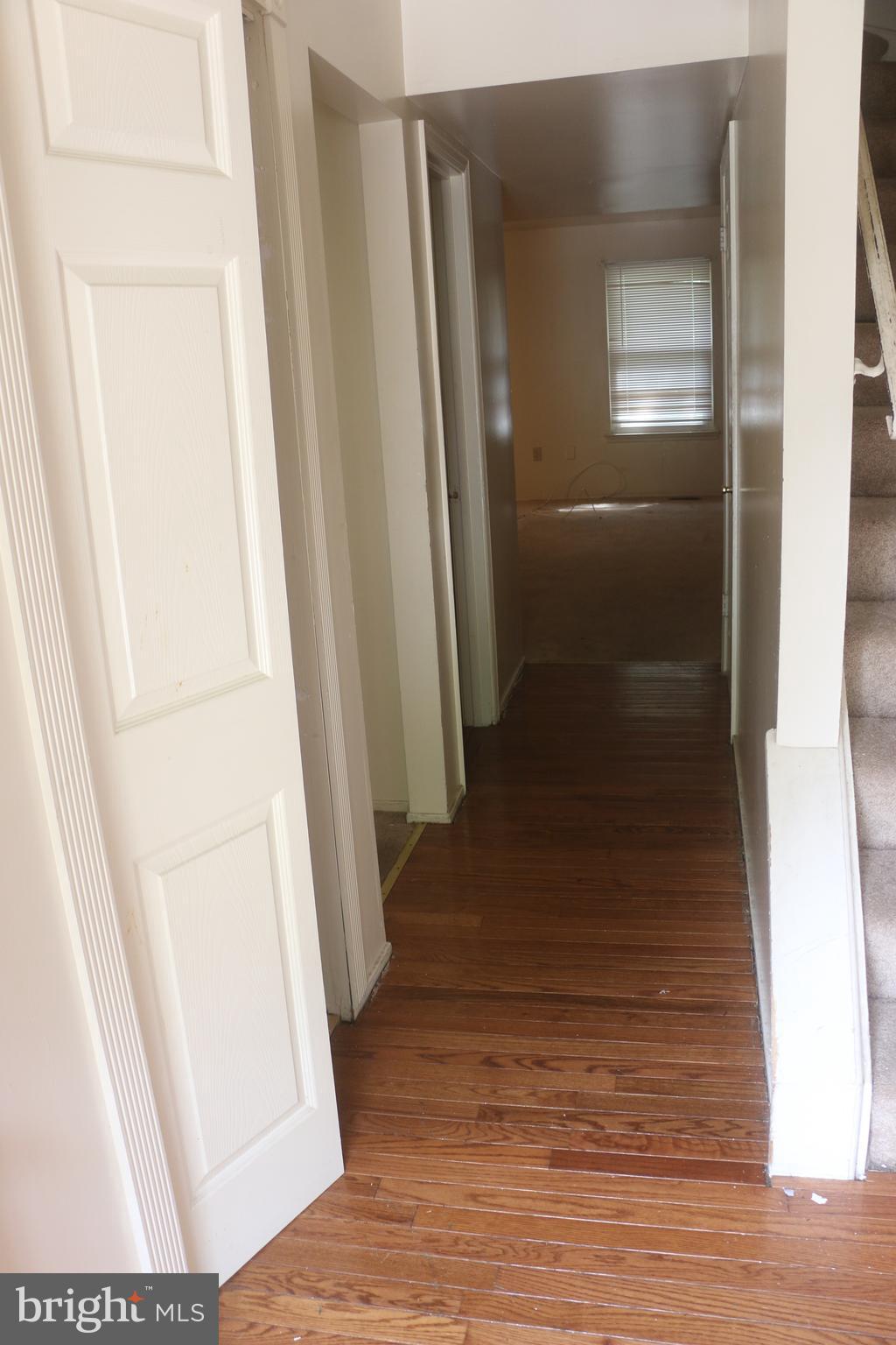 7007 MARBURY COURT