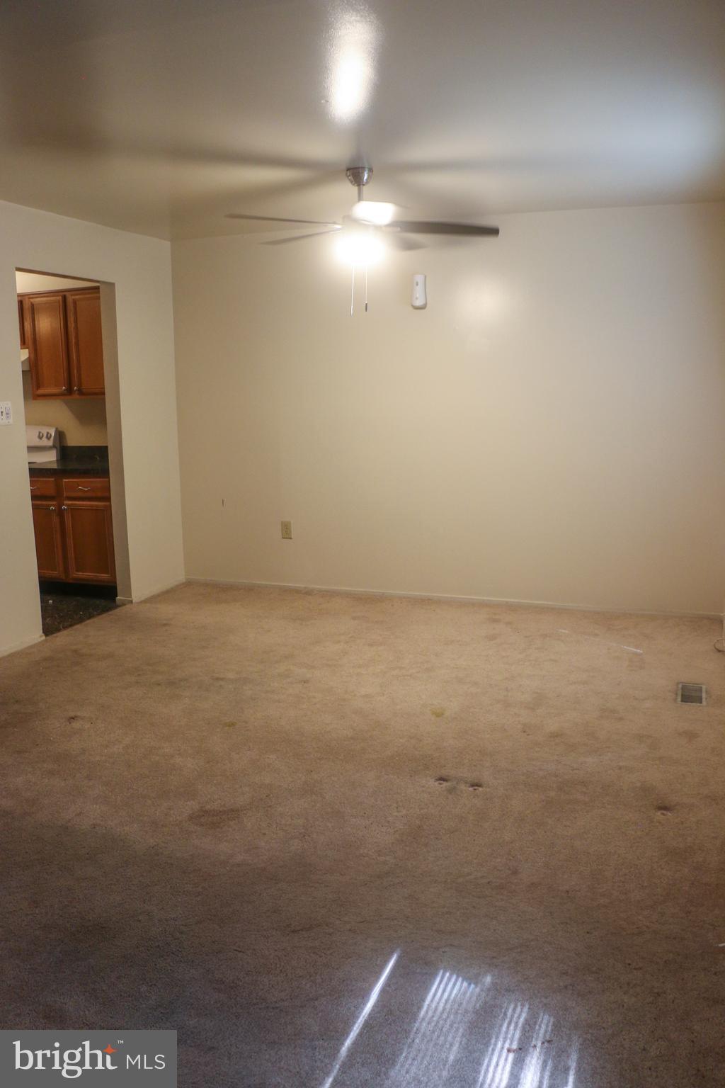 7007 MARBURY COURT