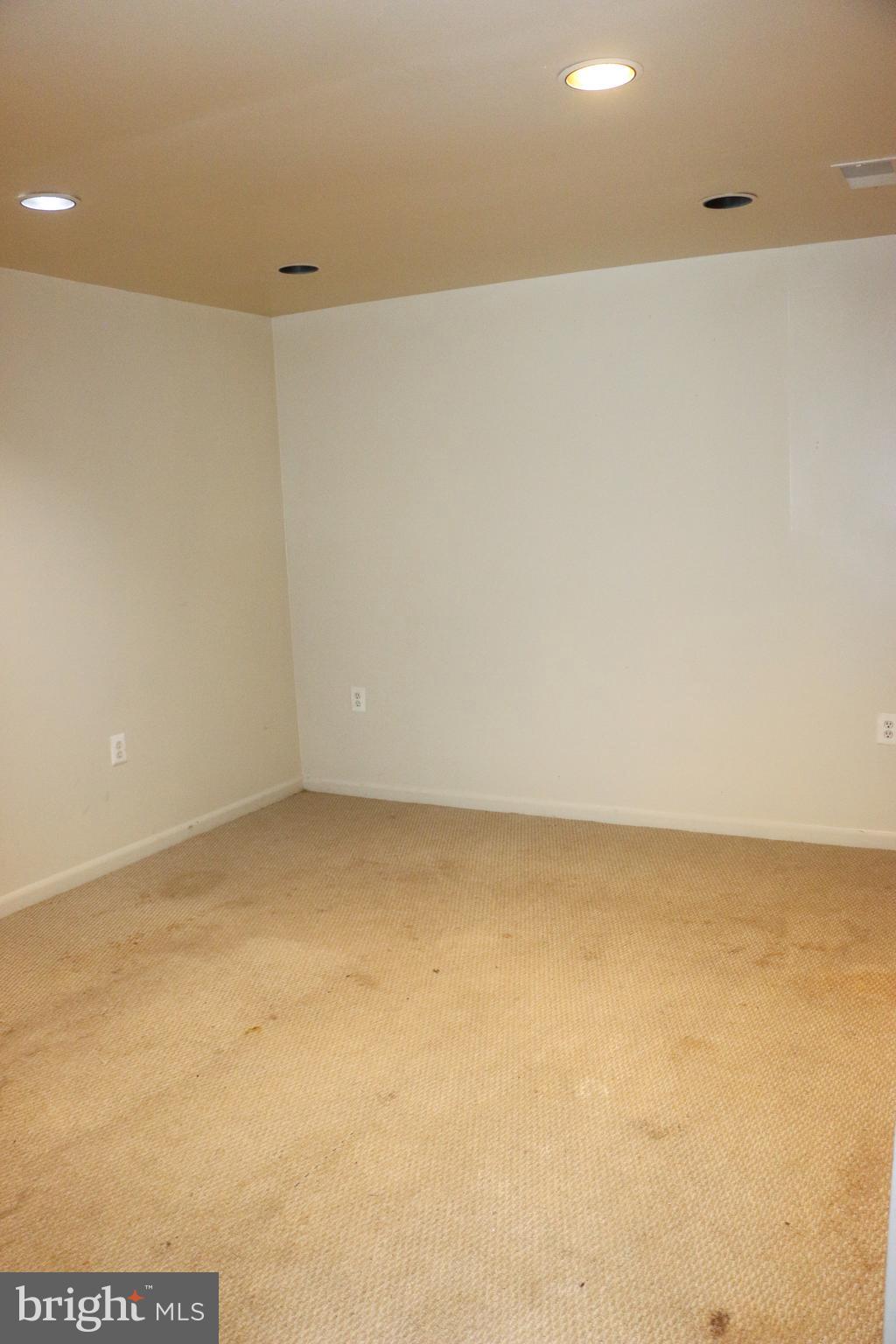 MARBURY VILLAGE - Residential