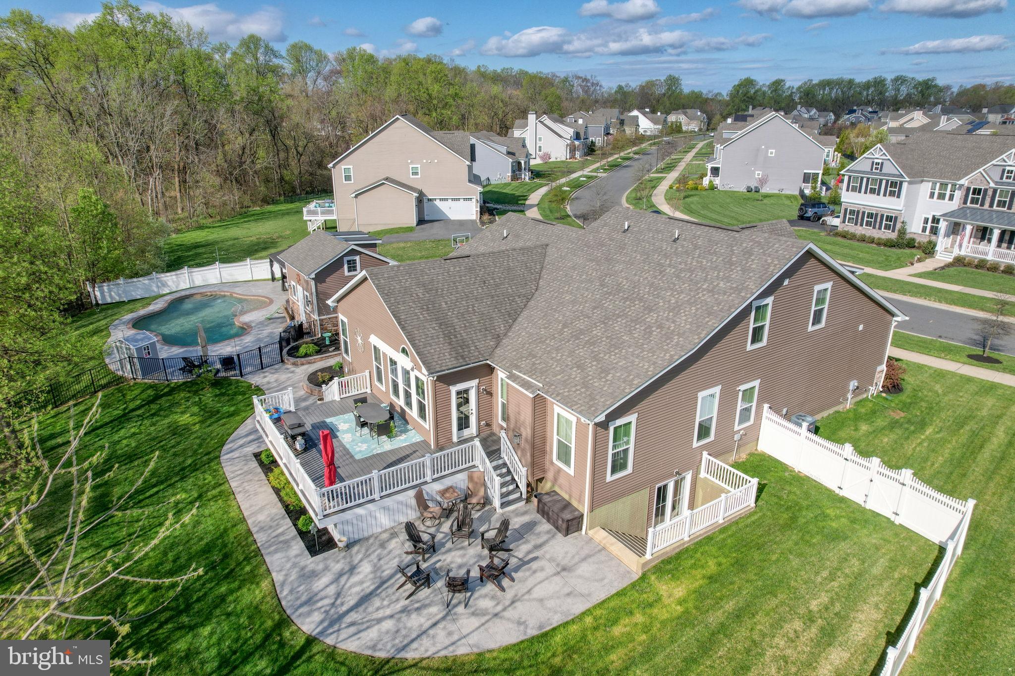 PARKSIDE - Residential