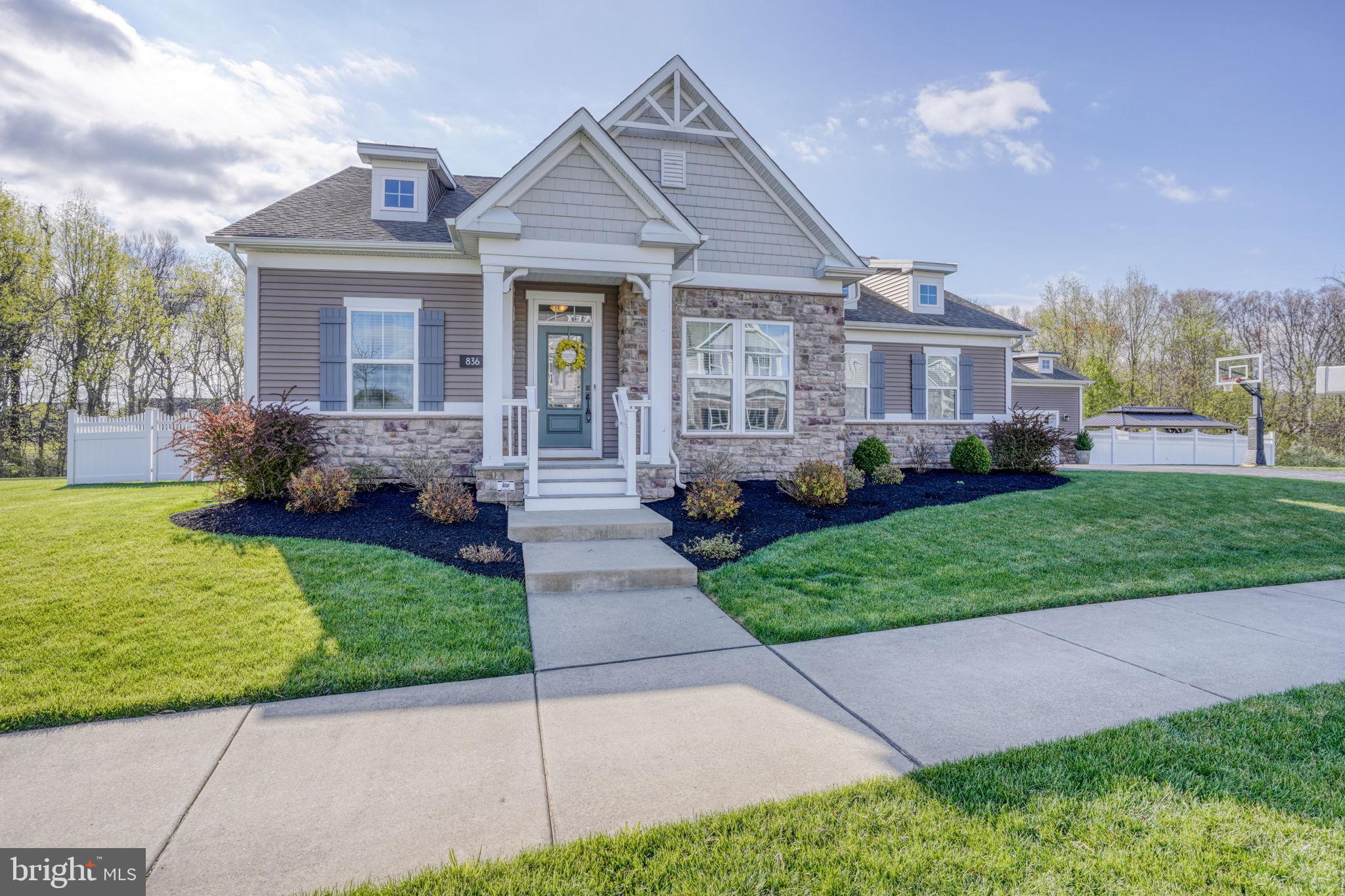 PARKSIDE - Residential