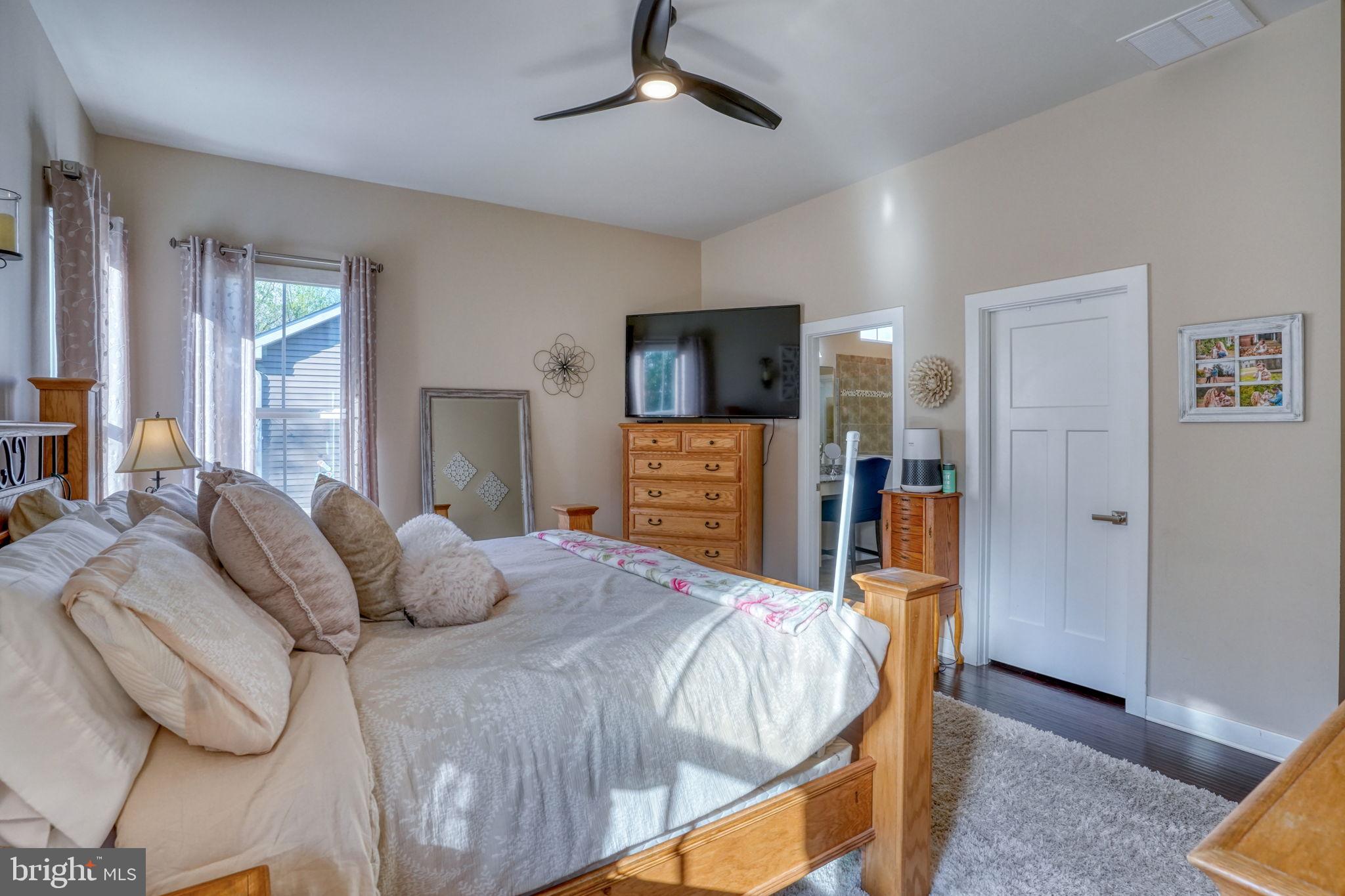 PARKSIDE - Residential