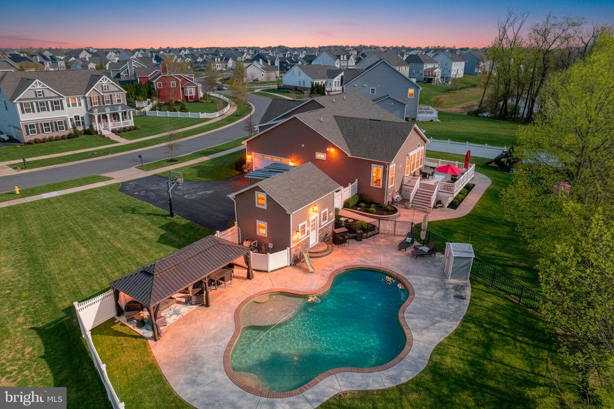 PARKSIDE - Residential