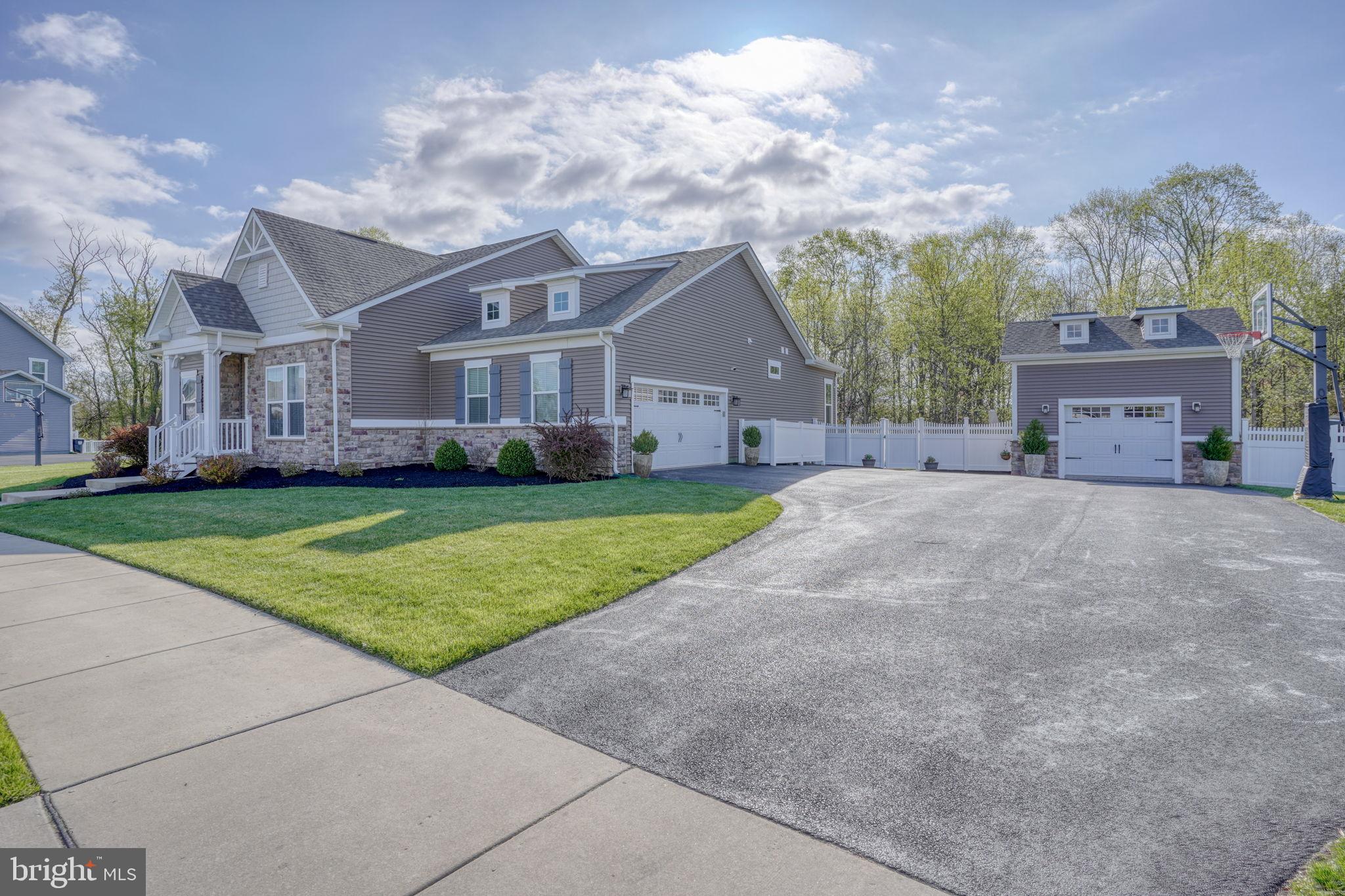 PARKSIDE - Residential