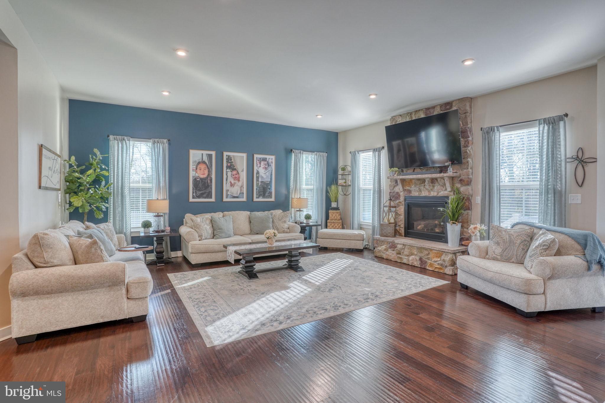 PARKSIDE - Residential