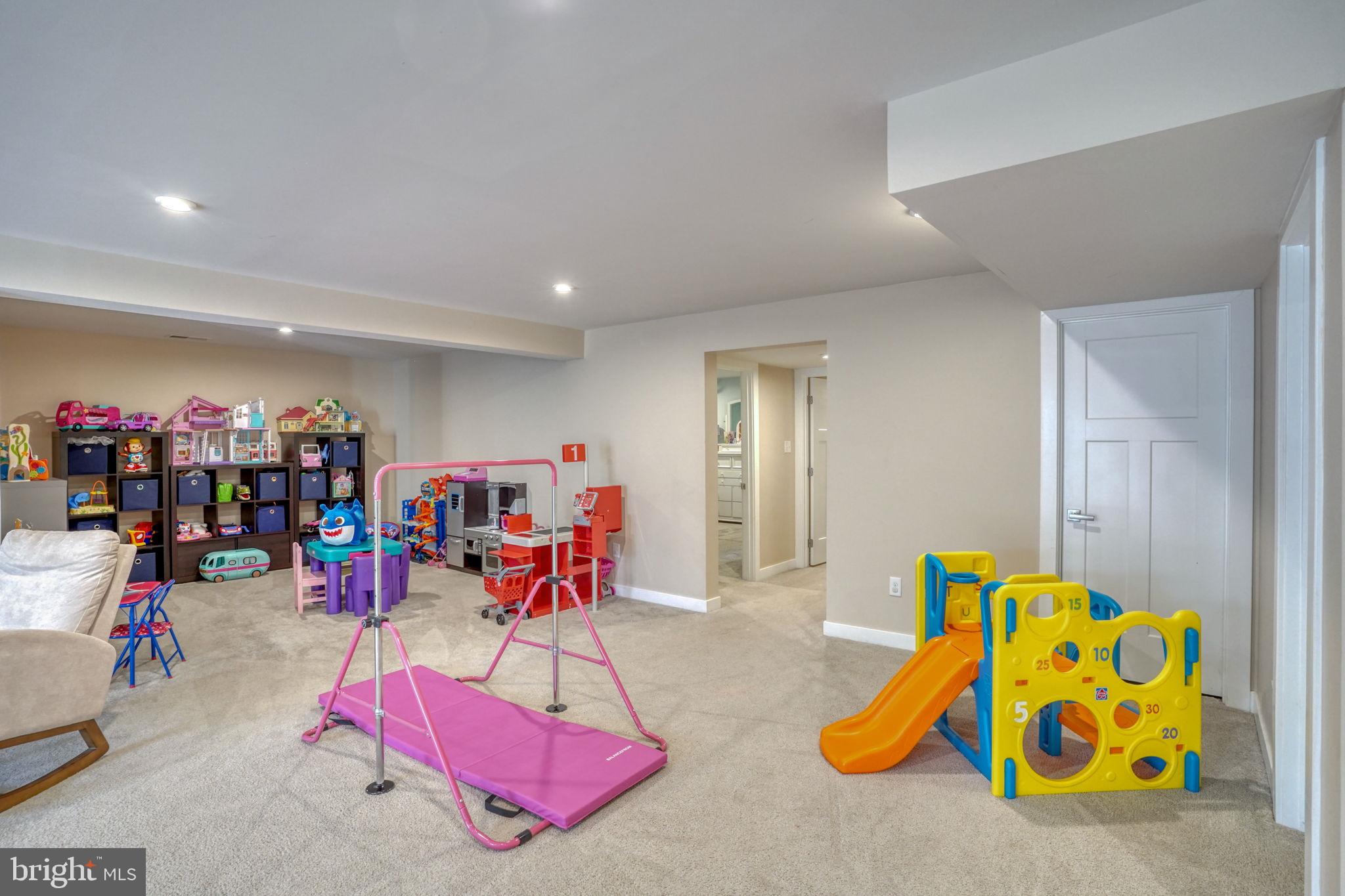 PARKSIDE - Residential