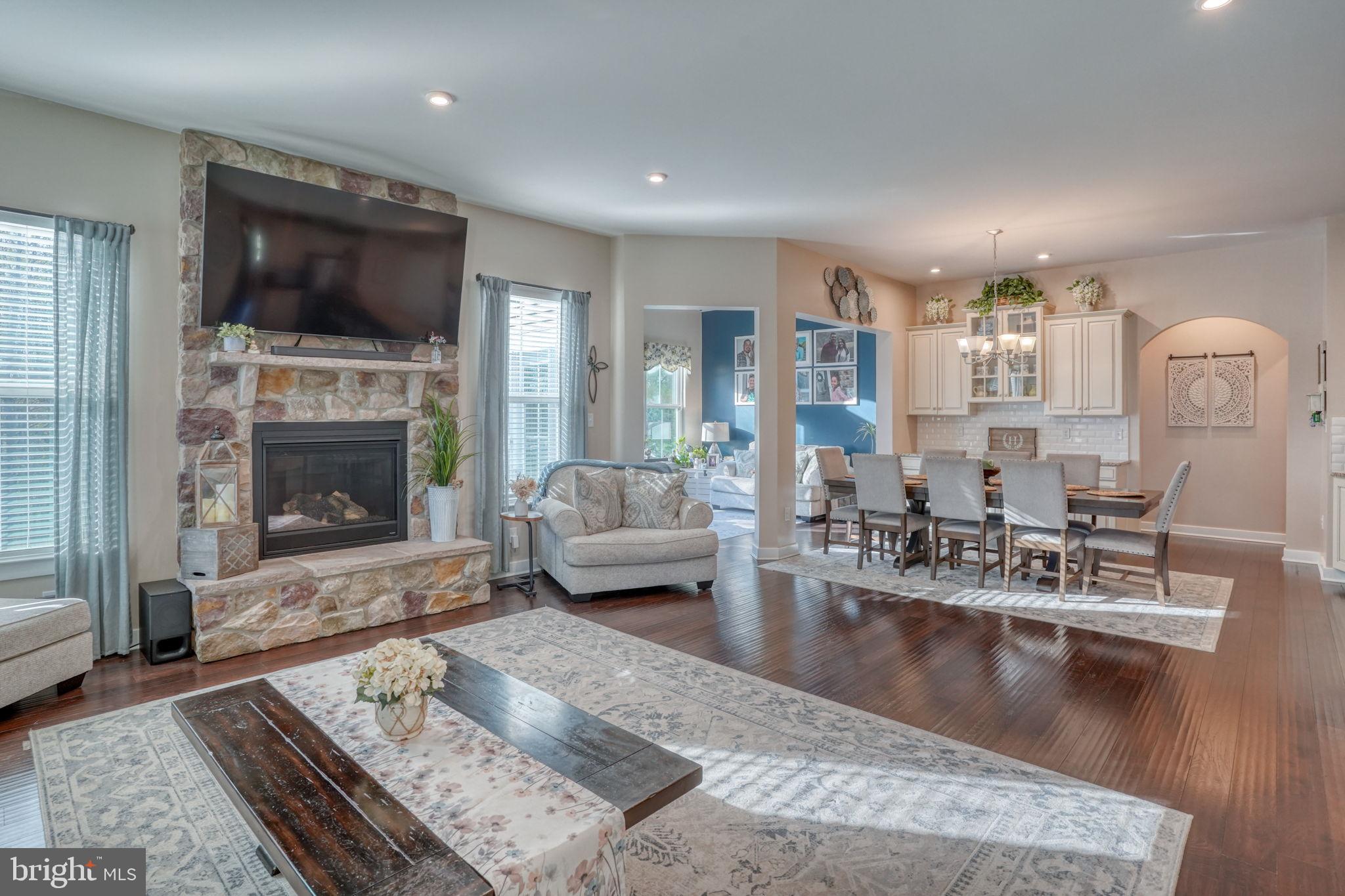 PARKSIDE - Residential