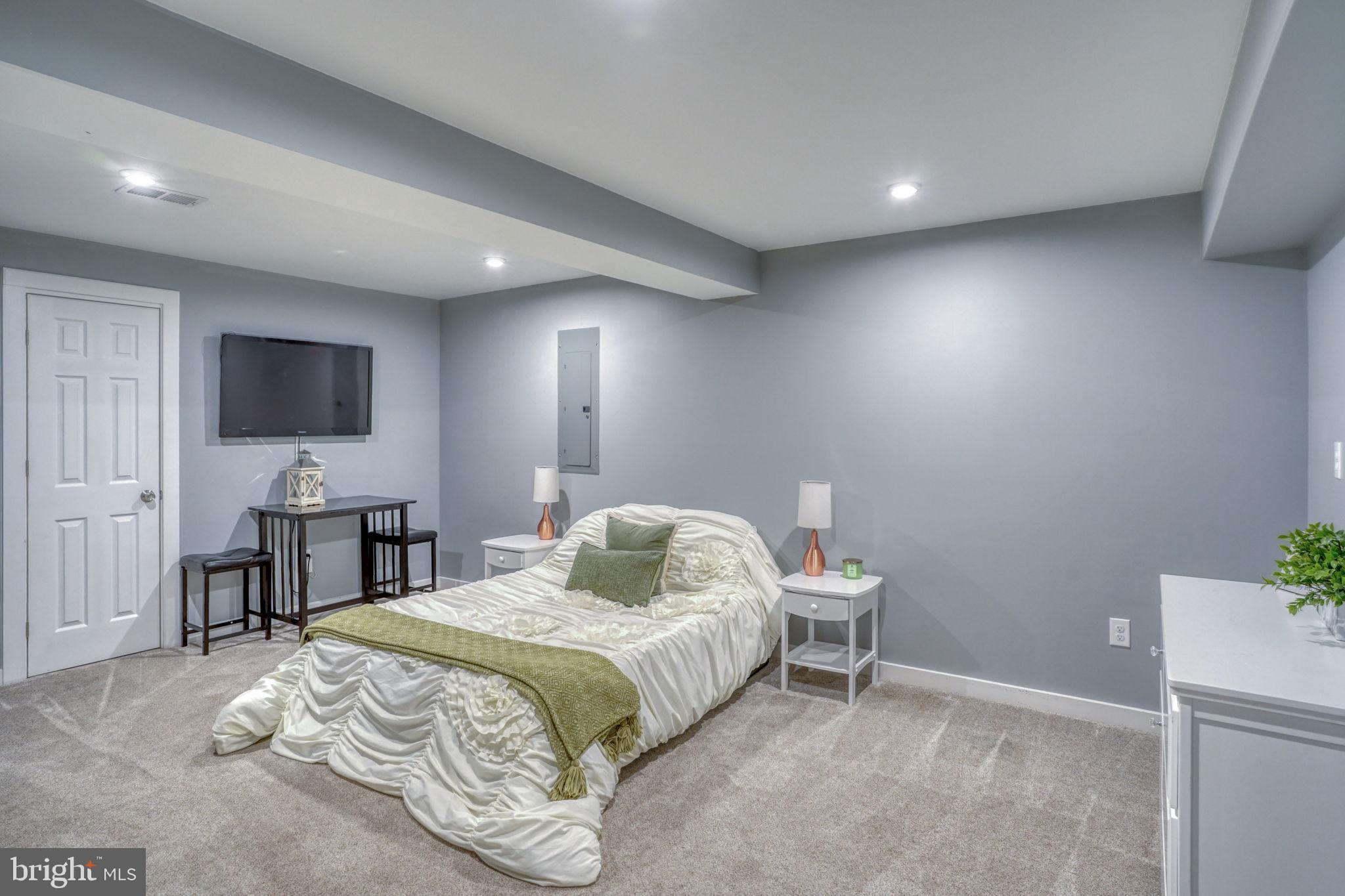 PARKSIDE - Residential