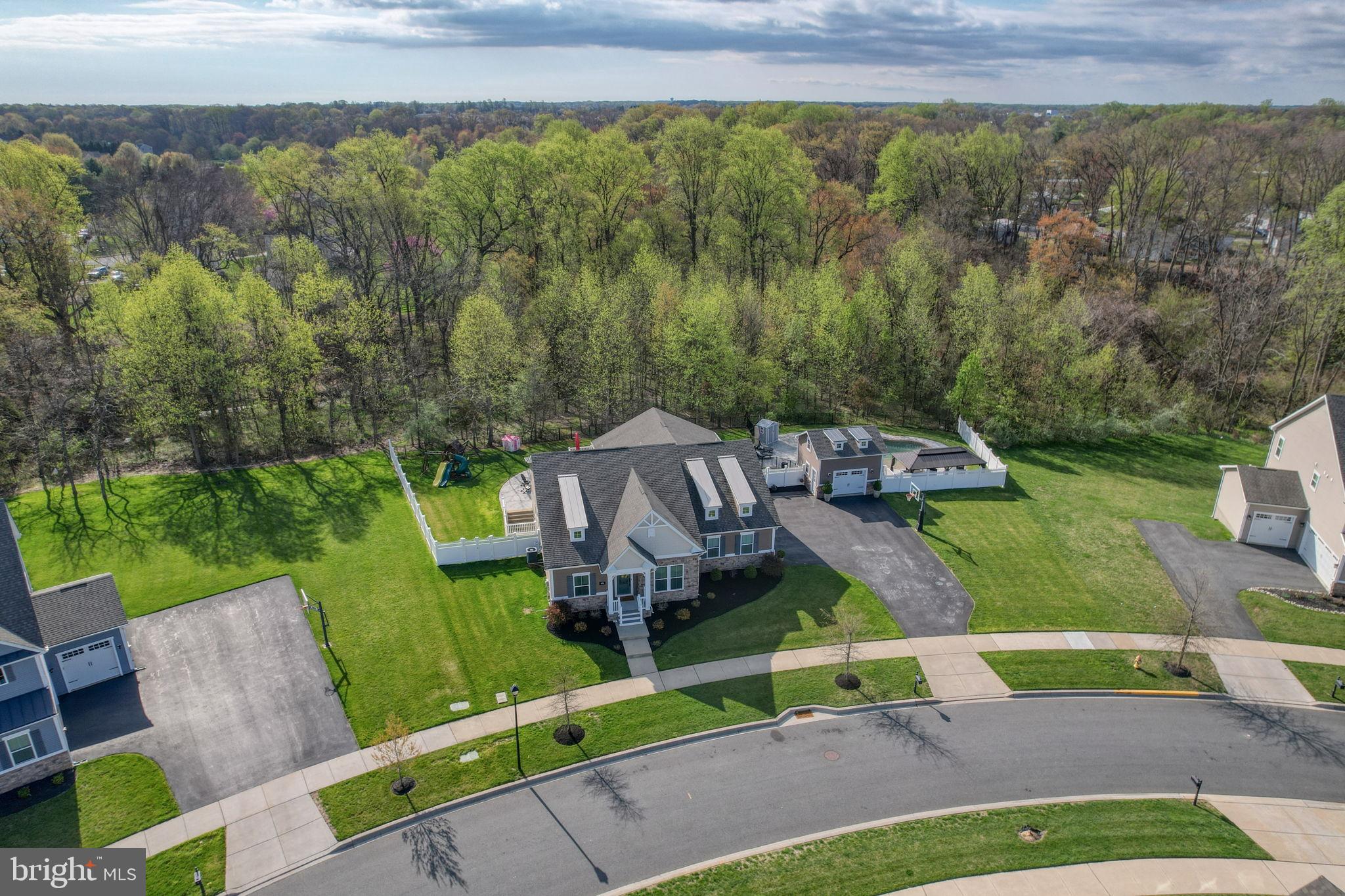 PARKSIDE - Residential